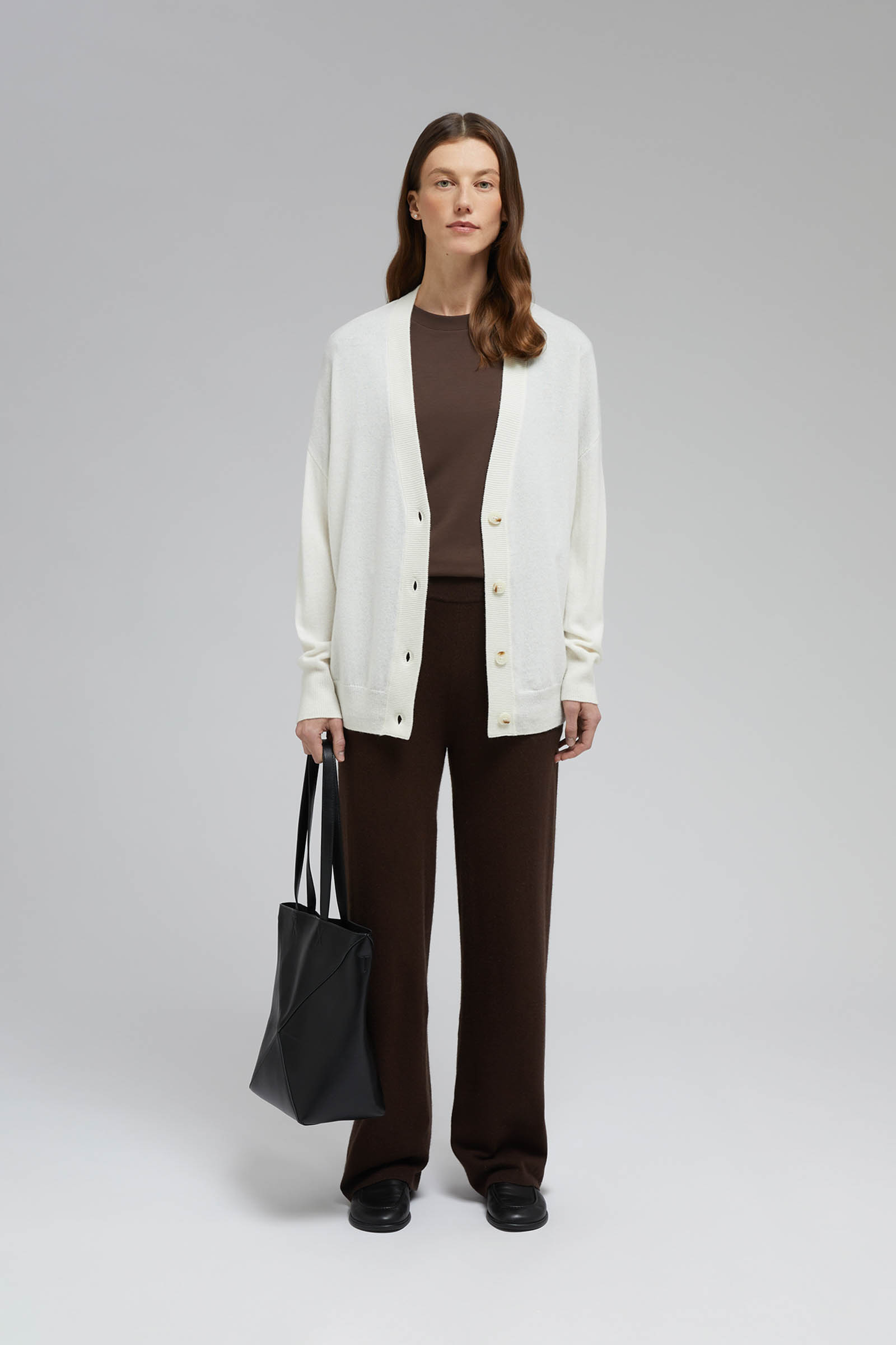 Кардиган из шерсти и кашемира, 711 milk, Кардиган из шерсти и кашемира
Кардиган из шерсти и кашемира, 711 milk, Кардиган из шерсти и кашемира