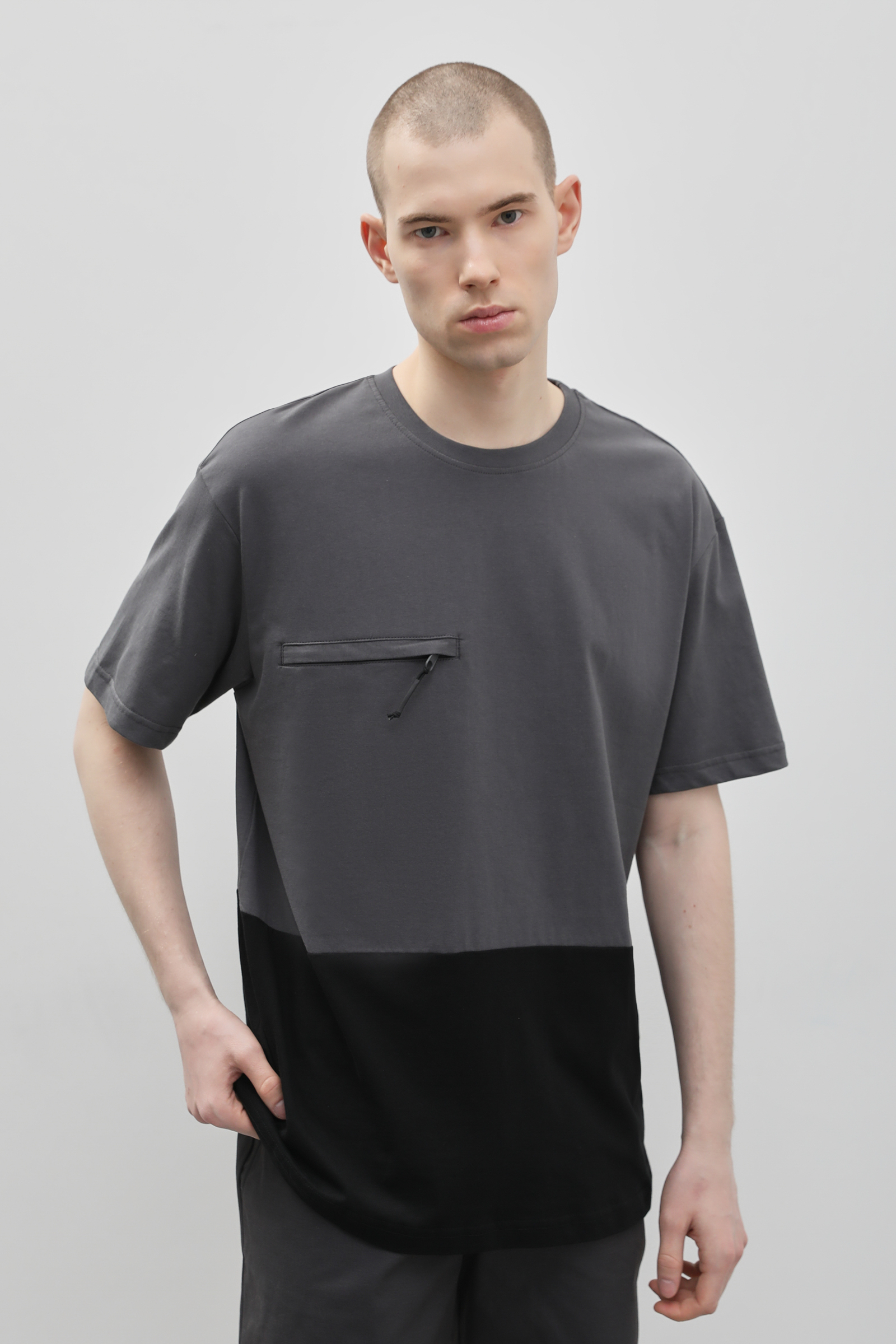 Футболка из хлопка с карманом, 202 graphite, Футболка из хлопка с карманом 
Футболка из хлопка с карманом, 202 graphite, Футболка из хлопка с карманом