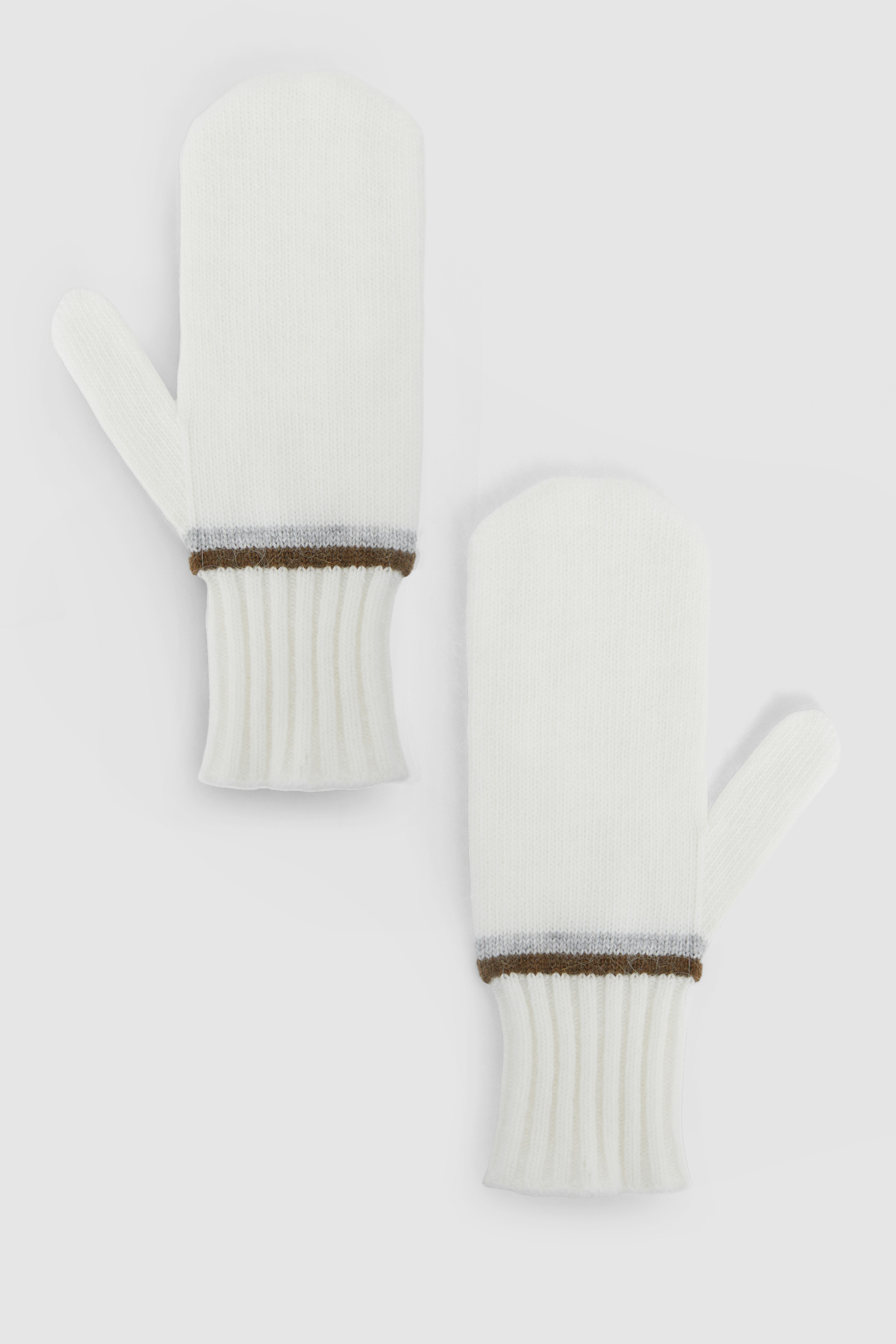 Варежки с добавлением ангоры и шерсти, 201 mc white, Варежки с добавлением ангоры и шерсти
Варежки с добавлением ангоры и шерсти, 201 mc white, Варежки с добавлением ангоры и шерсти