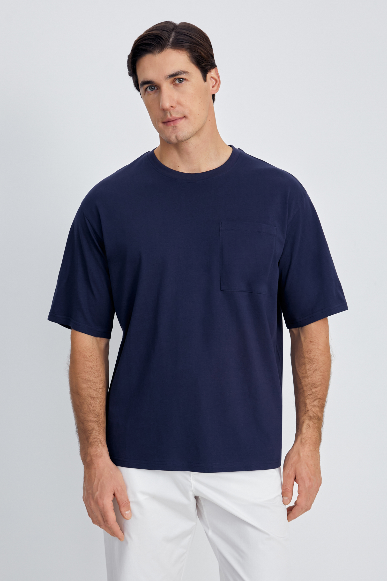 Футболка из хлопка с нагрудным карманом