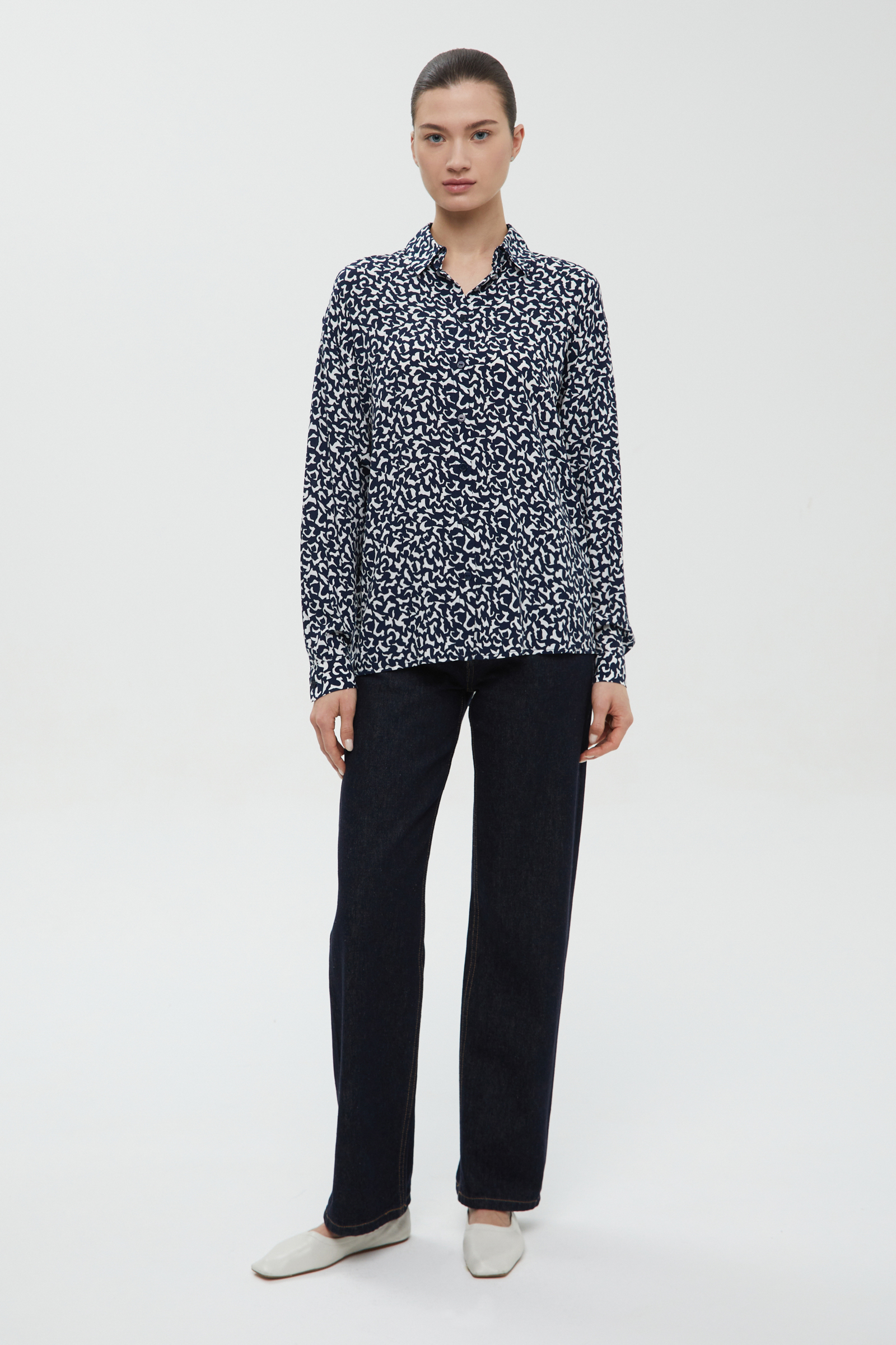 Блузка свободного силуэта с принтом