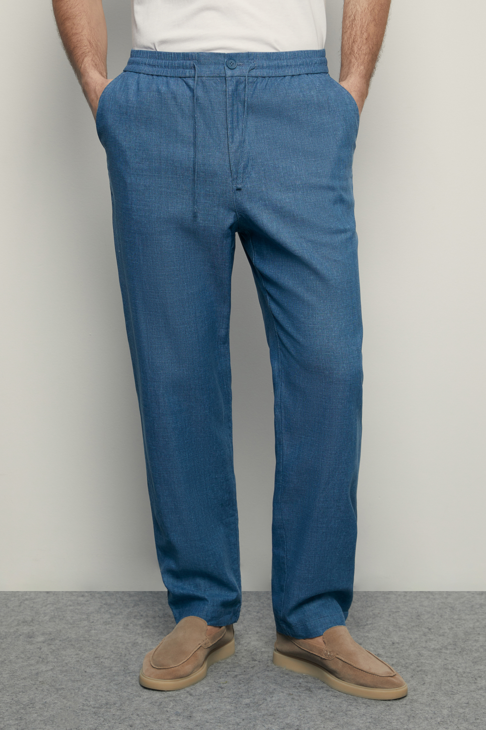 Брюки изо льна с эластичным поясом 4990₽