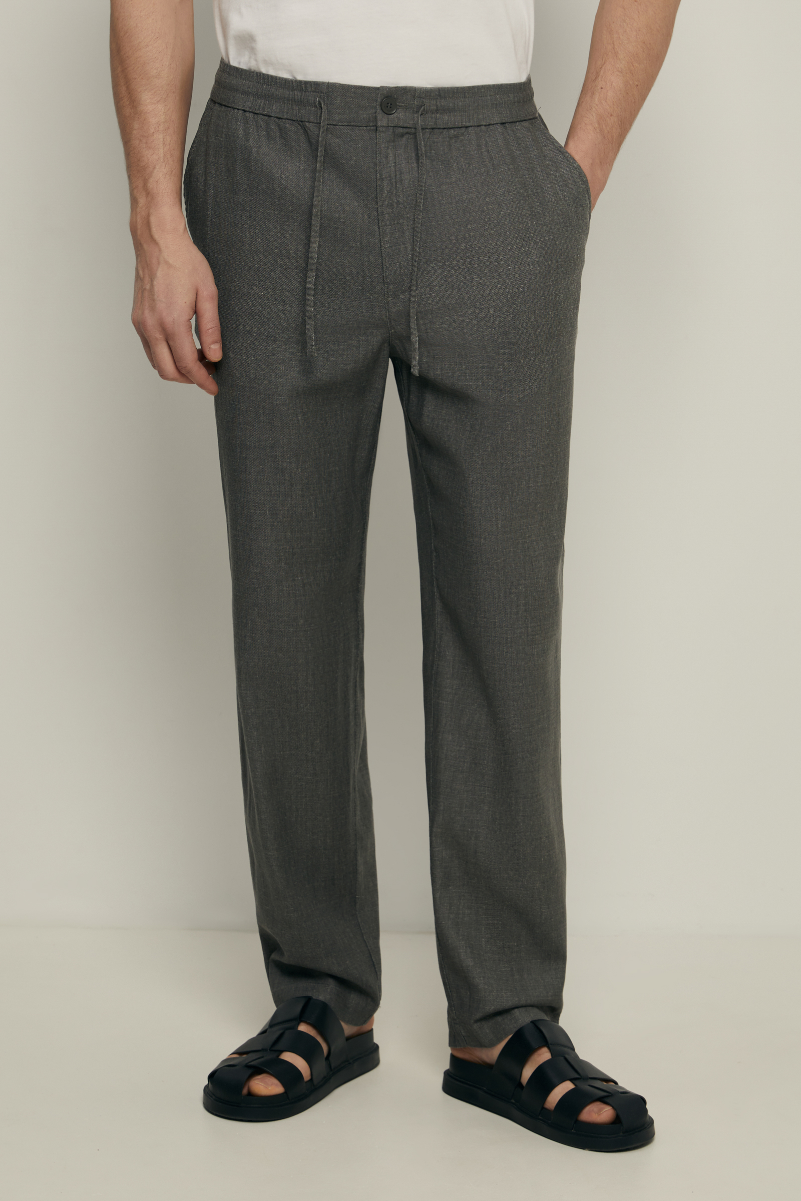 Брюки изо льна с эластичным поясом 4990₽