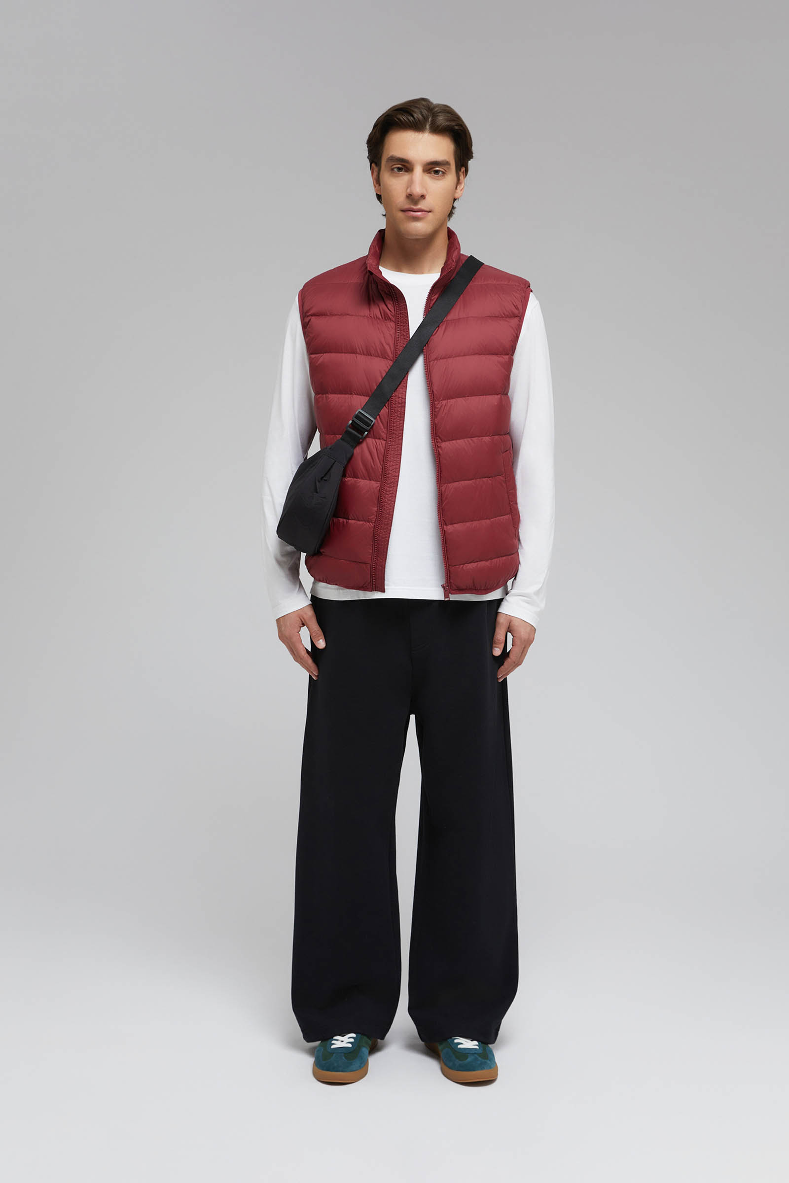 Стеганый пуховый жилет 7999₽