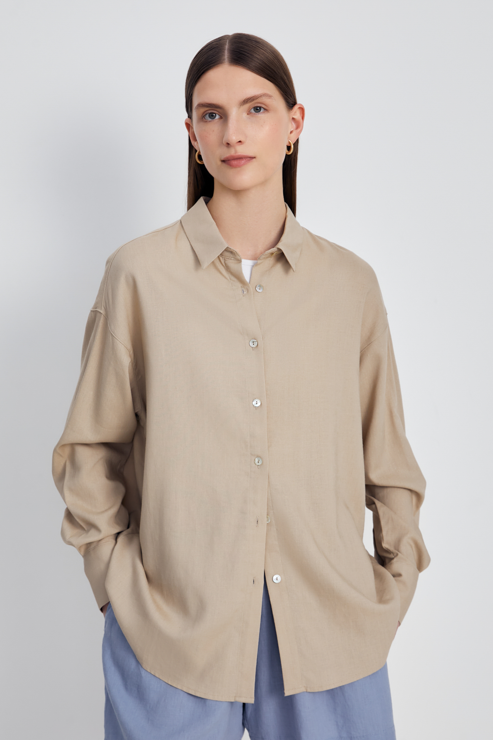 Рубашка прямого кроя с отложным воротником