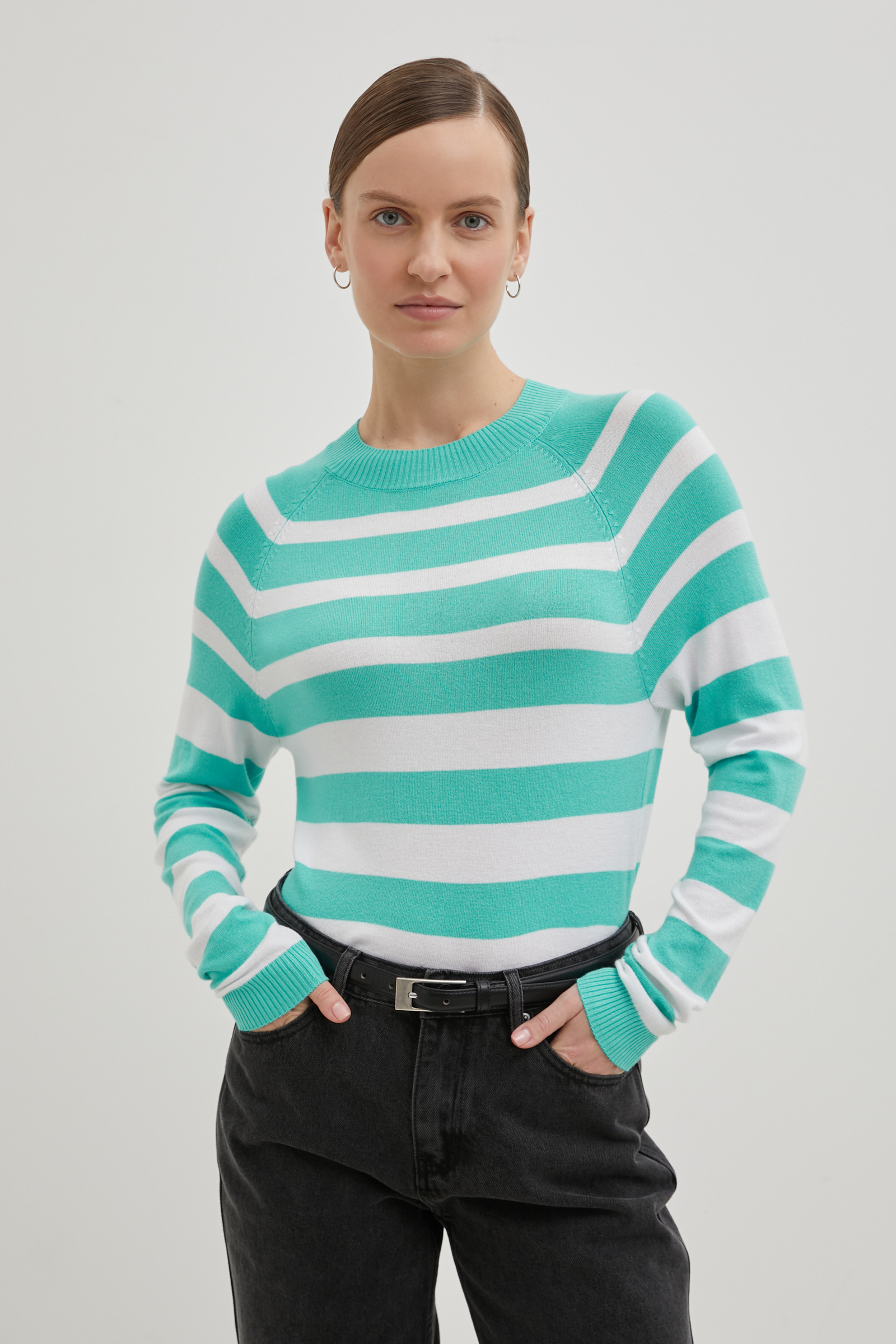 Джемпер в полоску свободного силуэта 1690₽