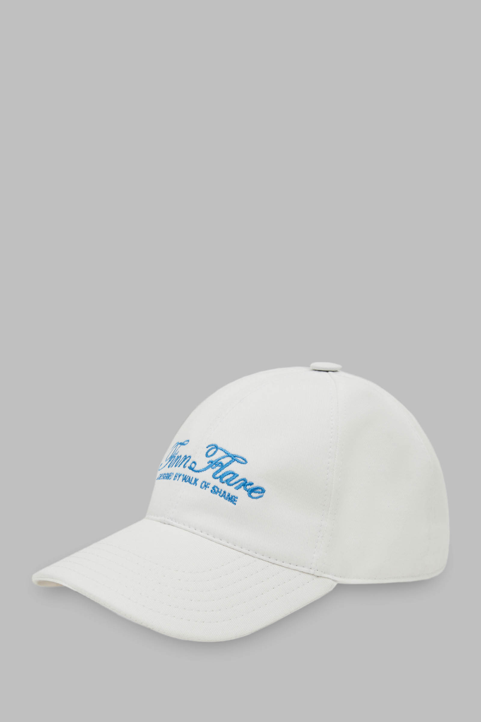 Бейсболка унисекс из коллаборации с walk of shamе 690₽