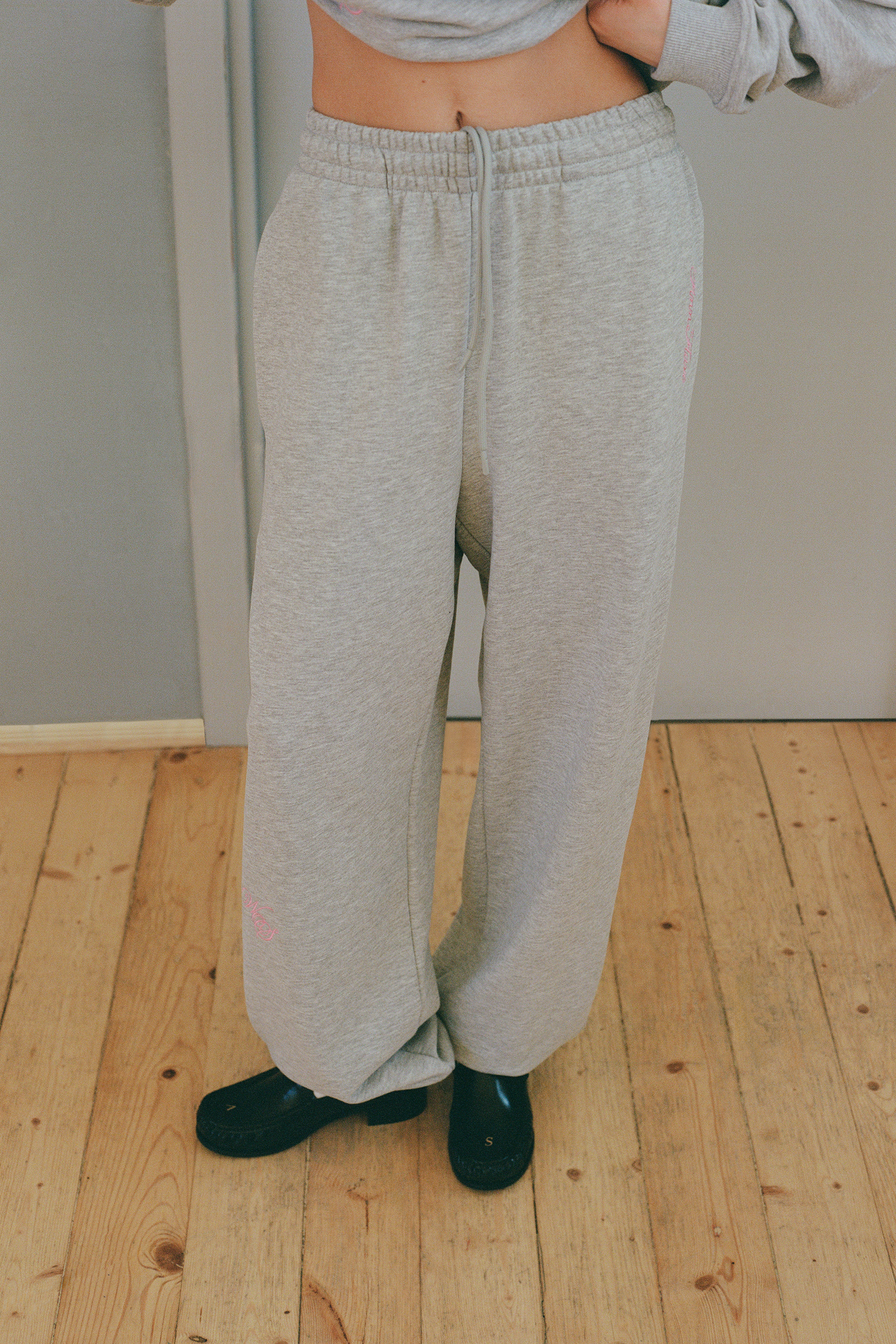 Брюки из коллаборации с Walk of Shame