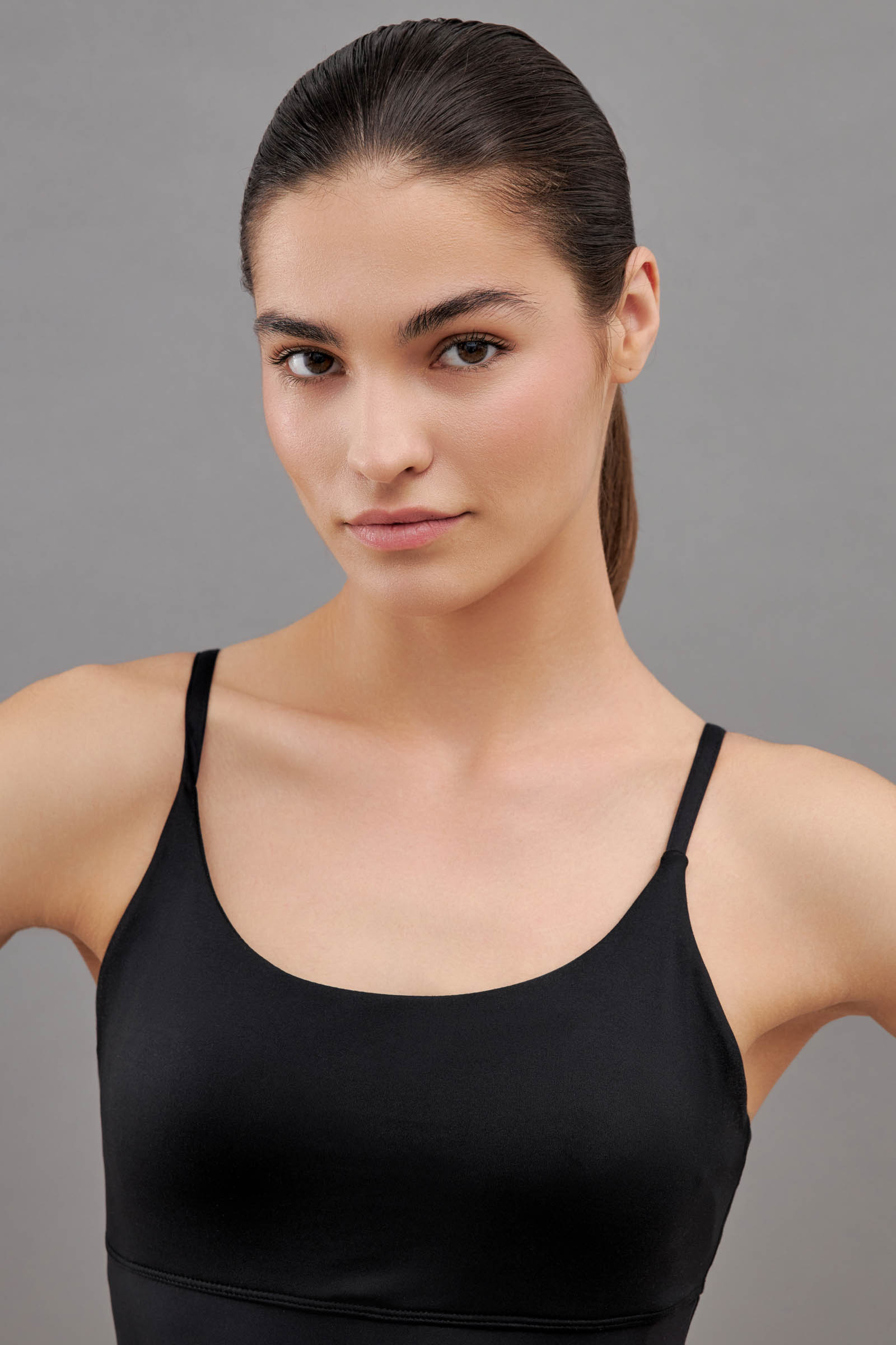 

Спортивный топ на бретелях из капсулы sport, 200 black, Спортивный топ на бретелях из капсулы sport