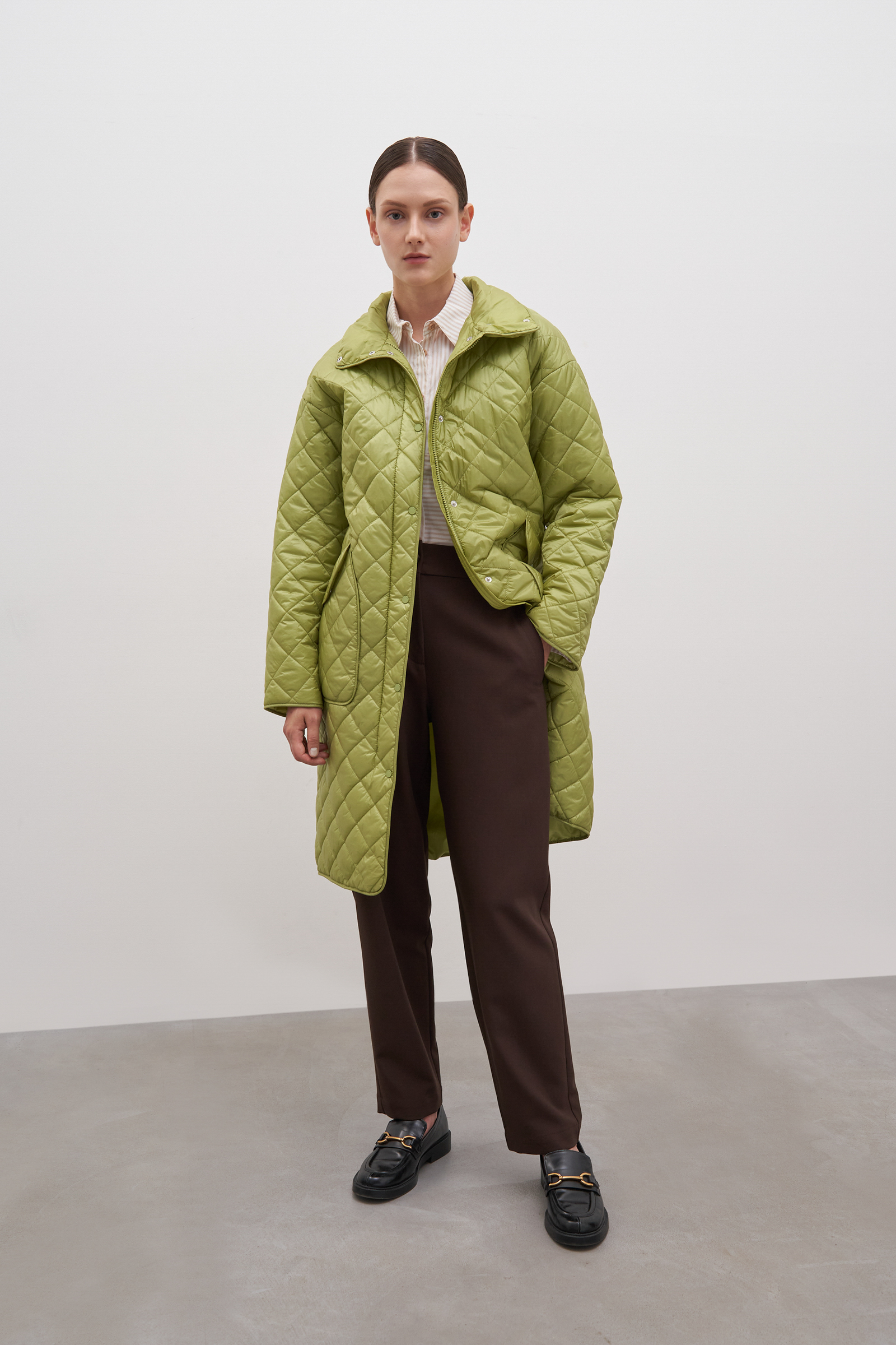 Стеганое утепленное пальто