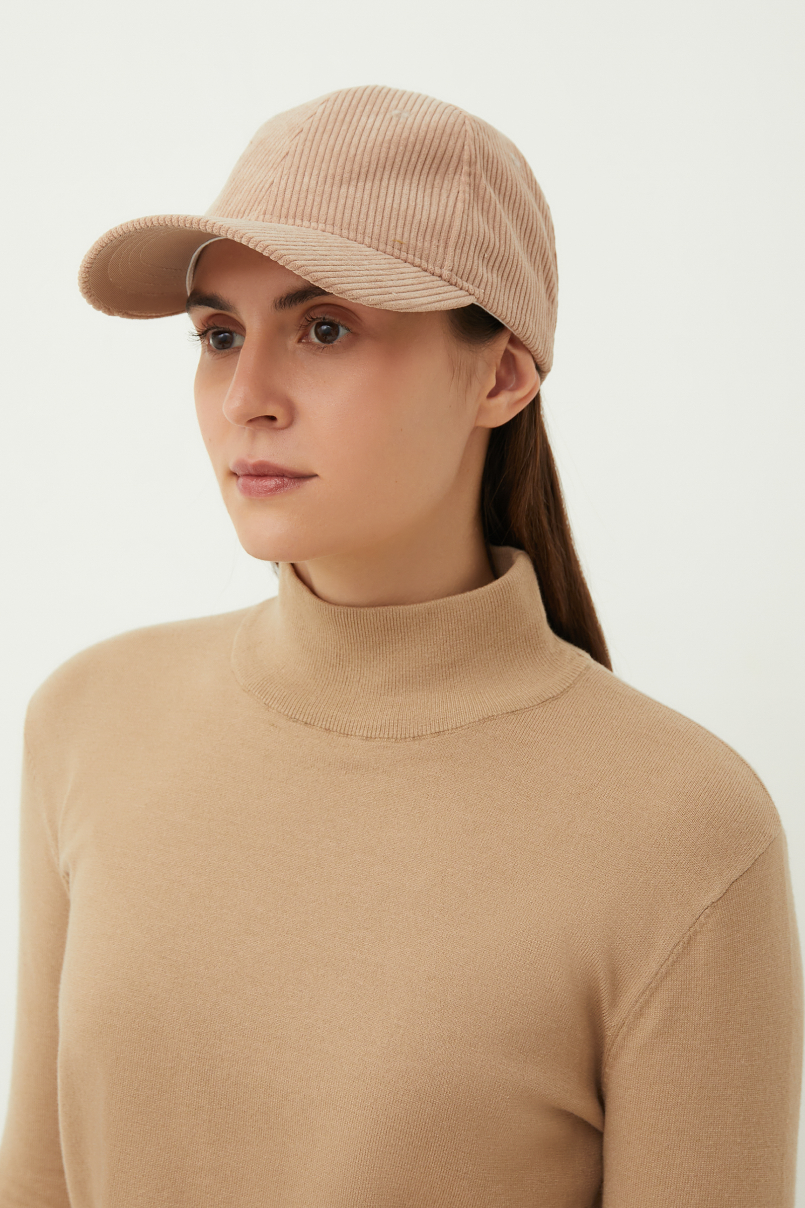 Вельветовая бейсболка