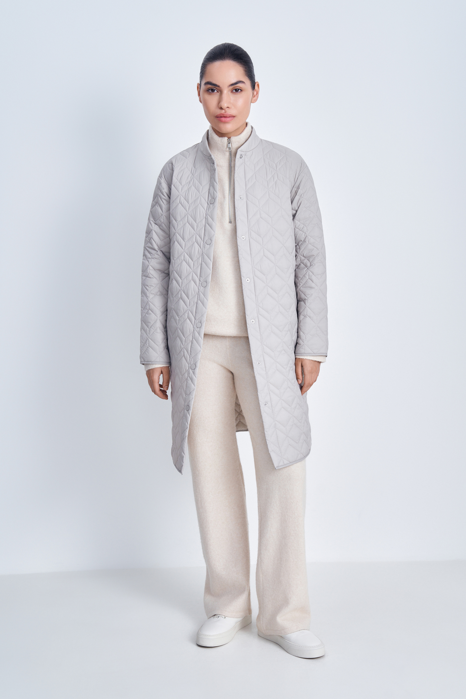 Стеганое утепленное пальто