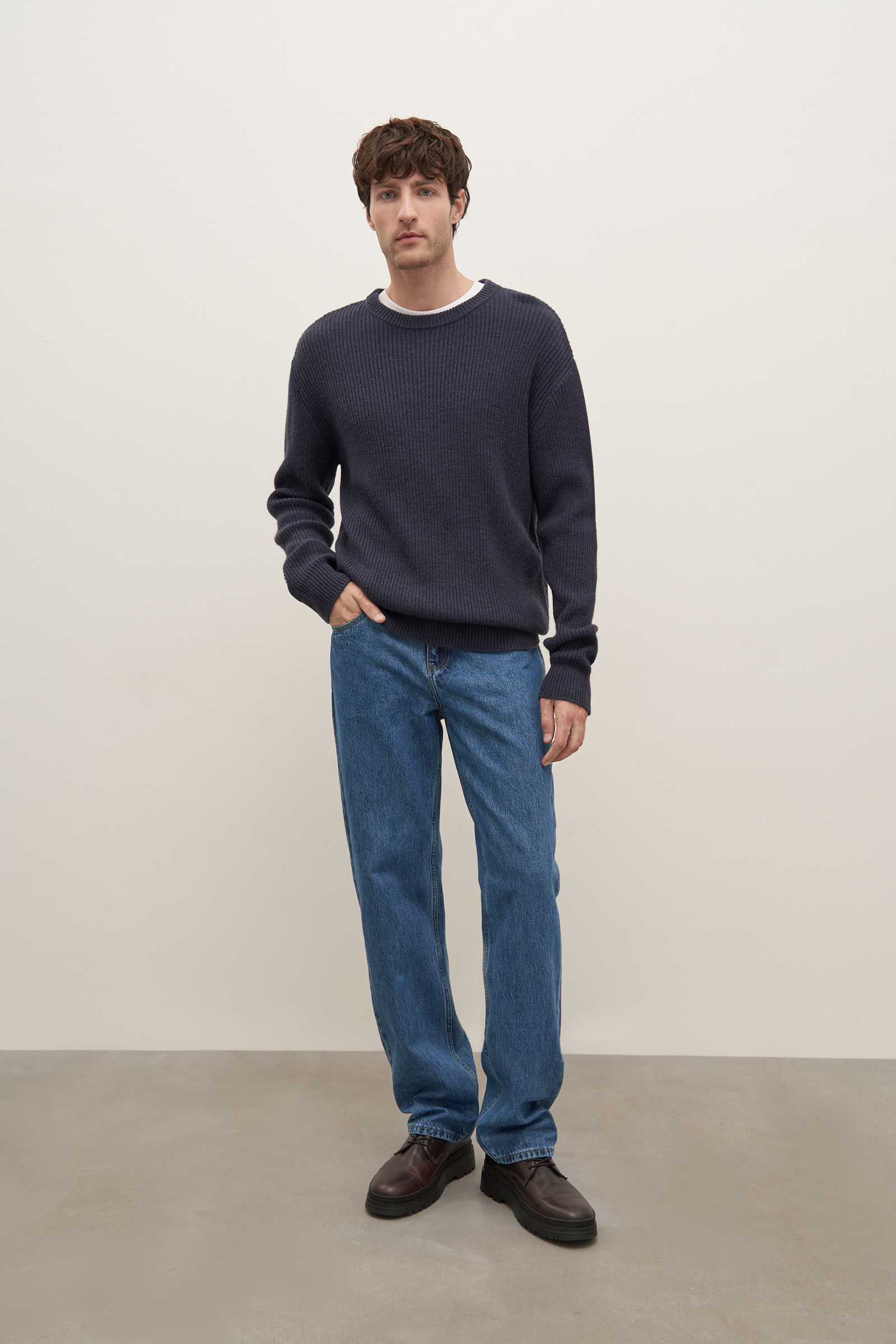 Джемпер прямого силуэта с шерстью