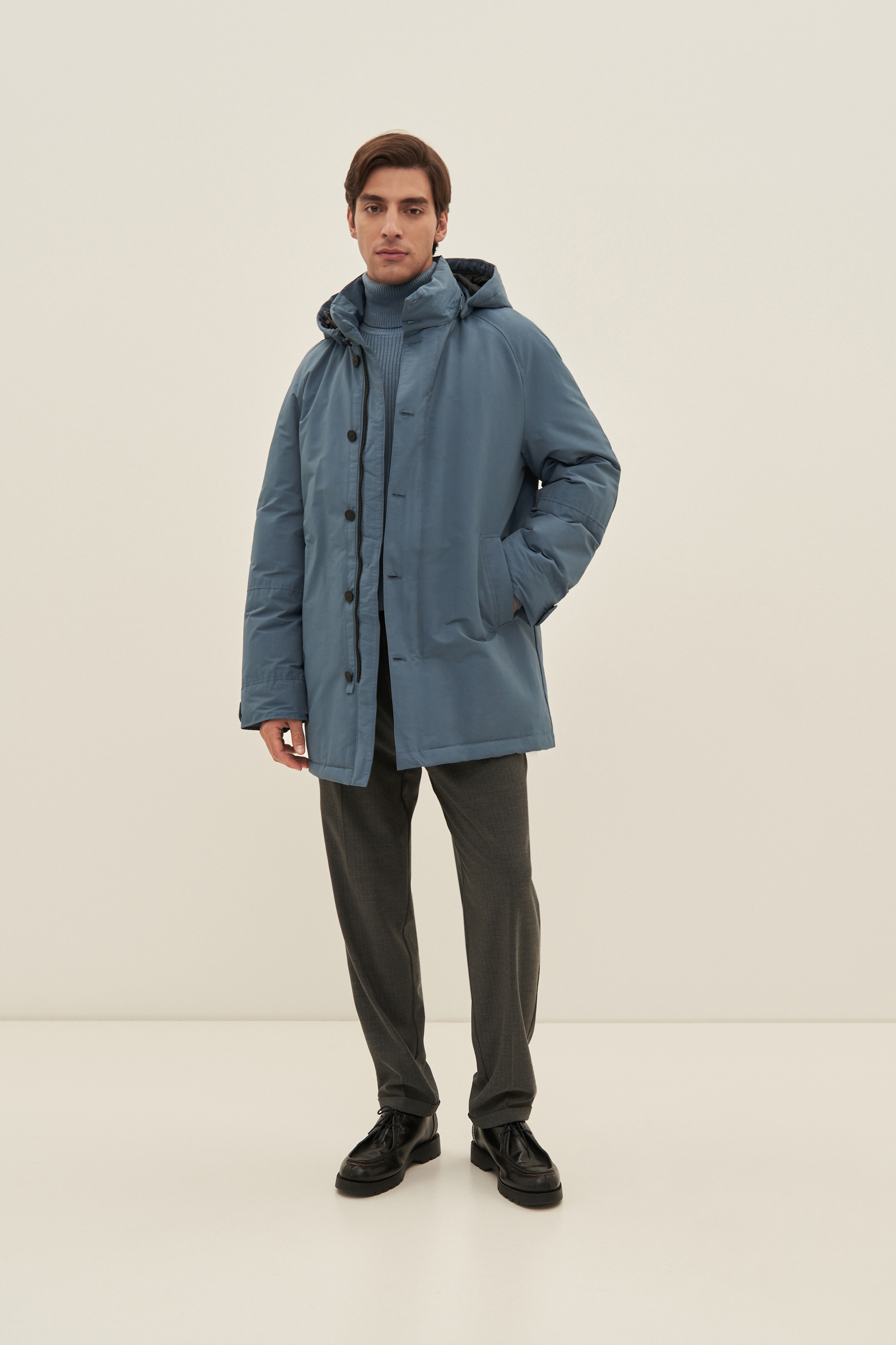 пальто утепленное из хлопка с контрастной отделкой Пальто утепленное из хлопка с контрастной отделкой
