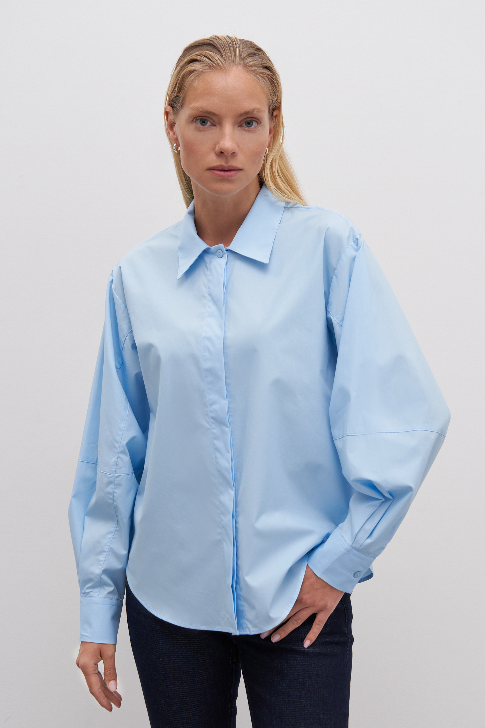 Хлопковая рубашка с широким рукавом