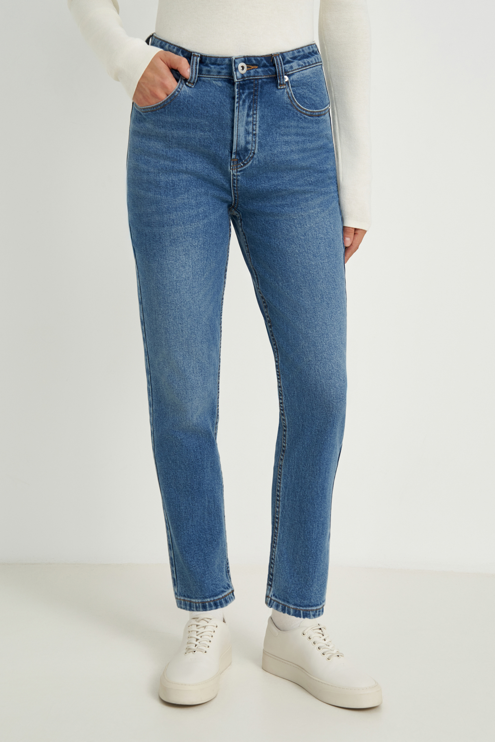 Джинсы mom fit женские