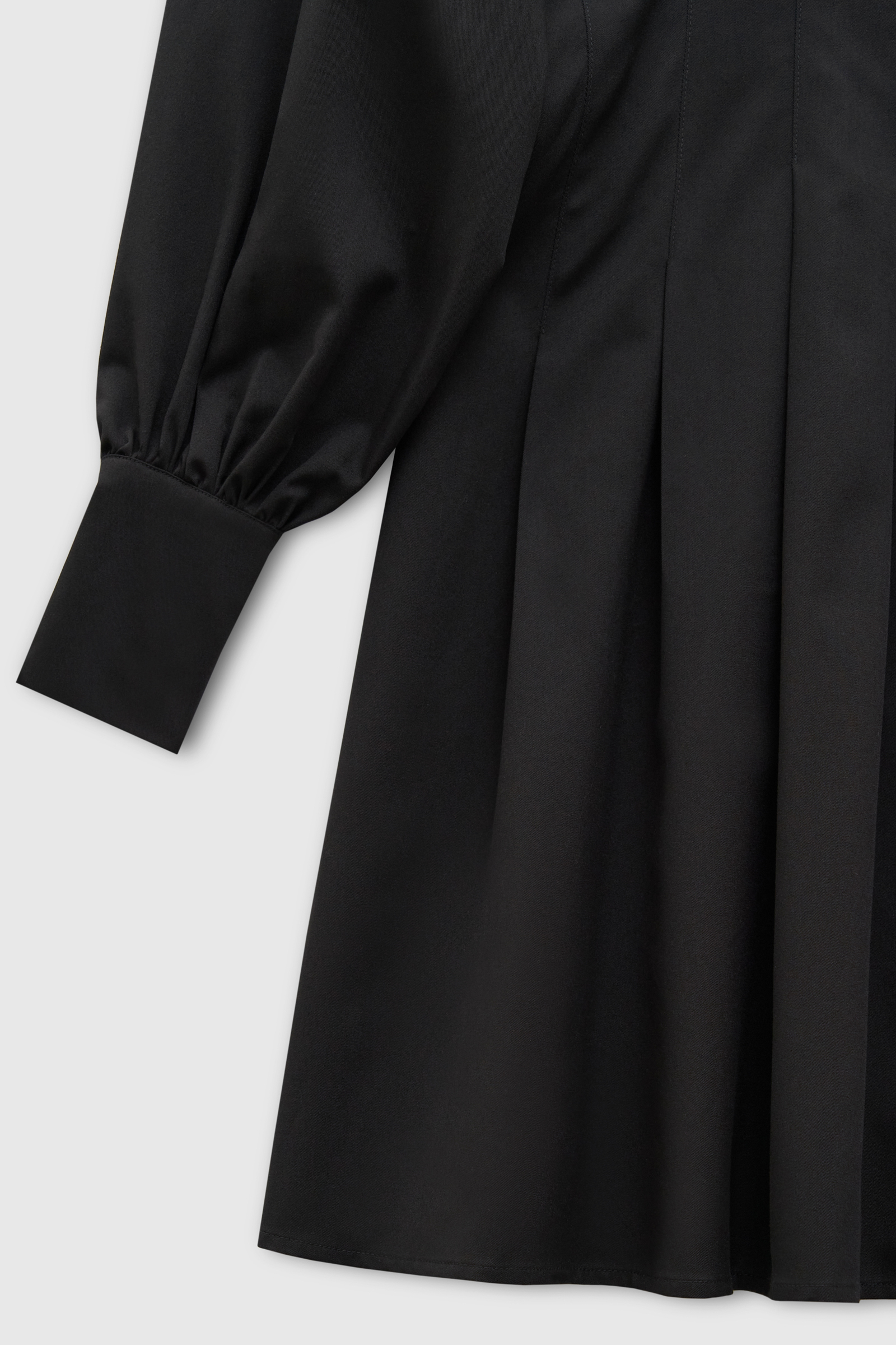 

Платье в длине мини с длинным рукавом, 200 black, Платье в длине мини с длинным рукавом