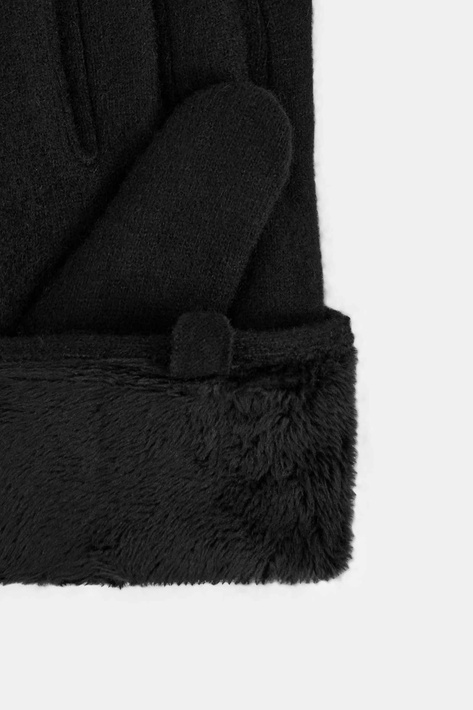 Перчатки из шерсти