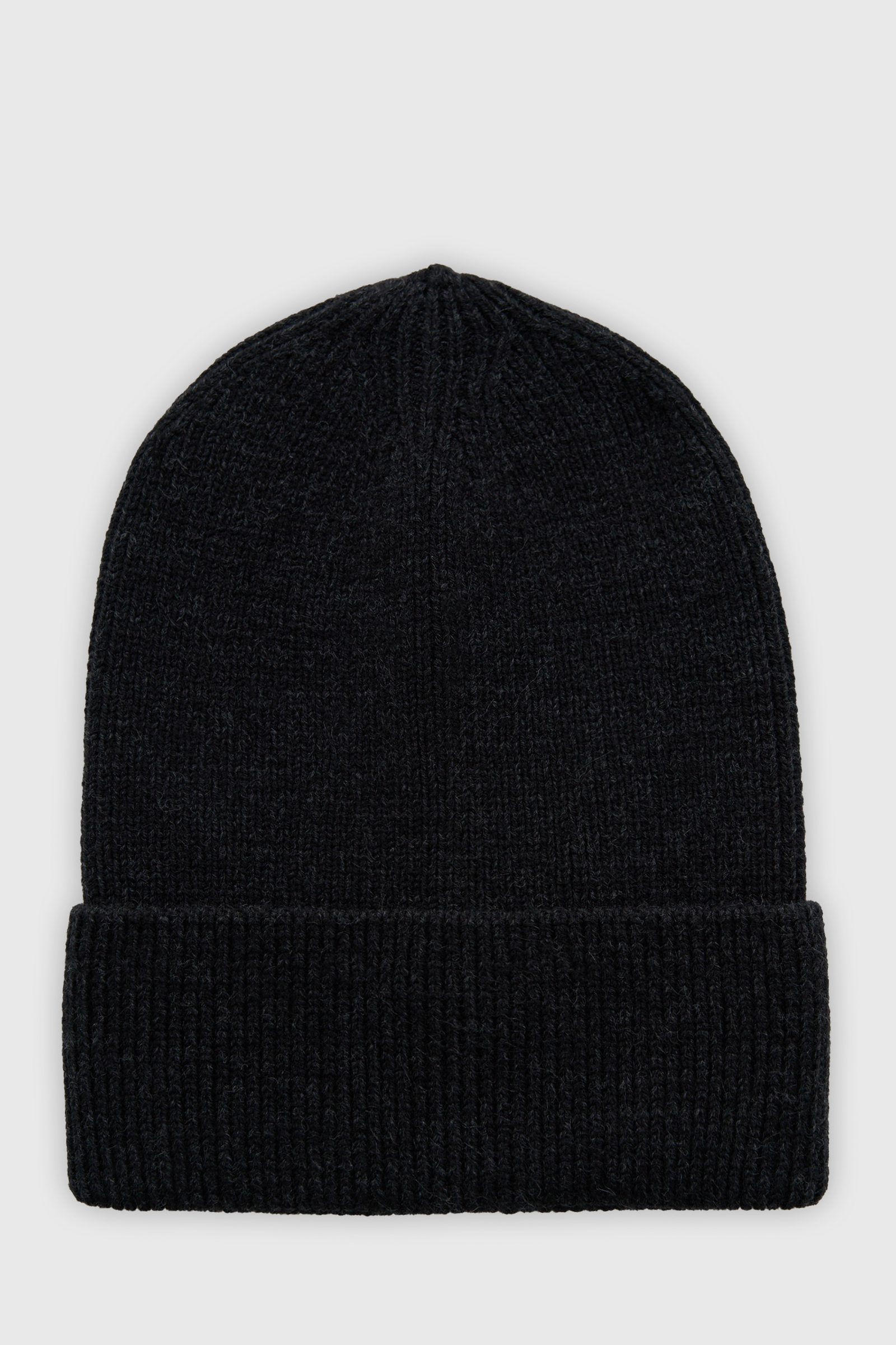 Шапка из шерсти