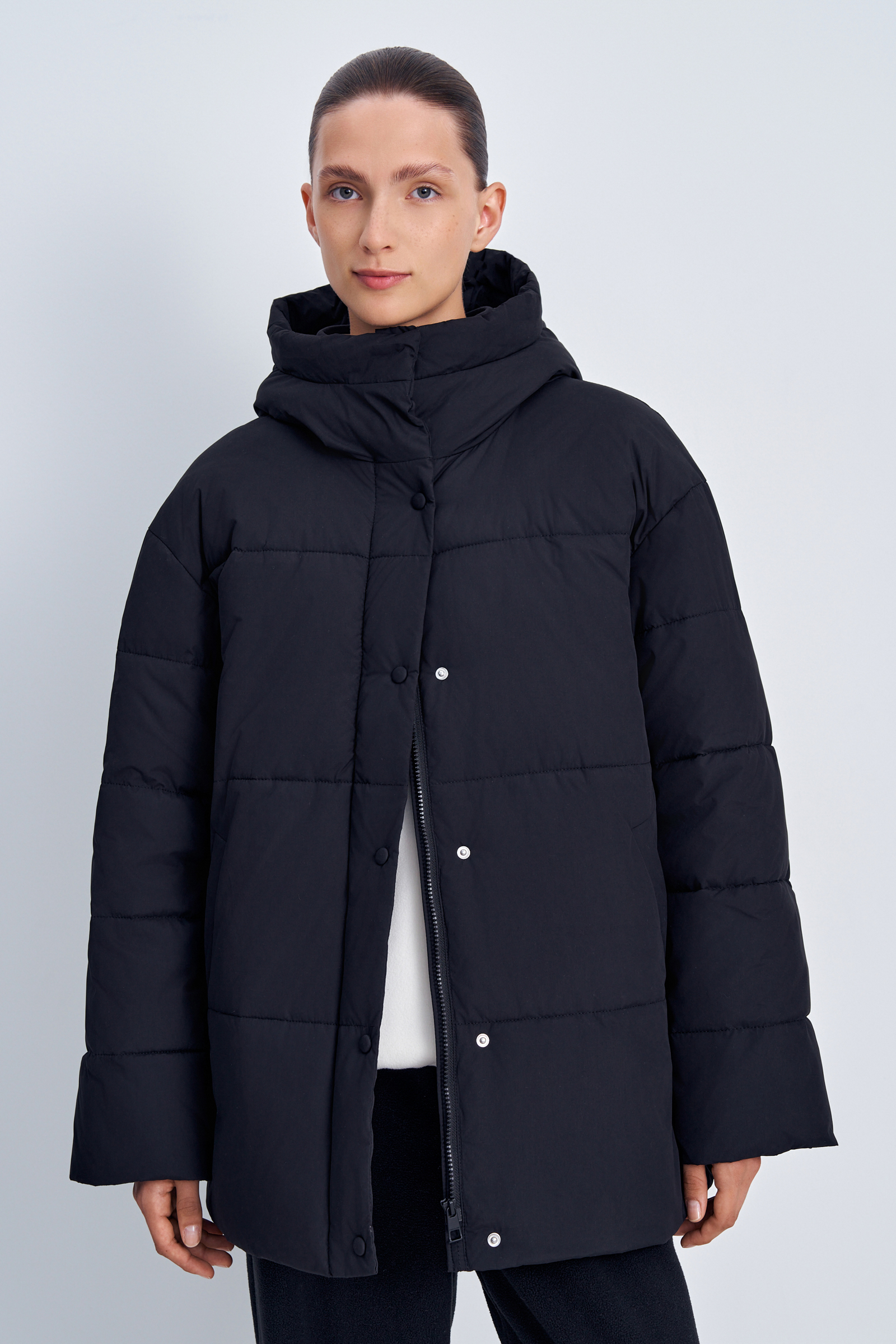 Утепленная куртка с манжетами 8990₽