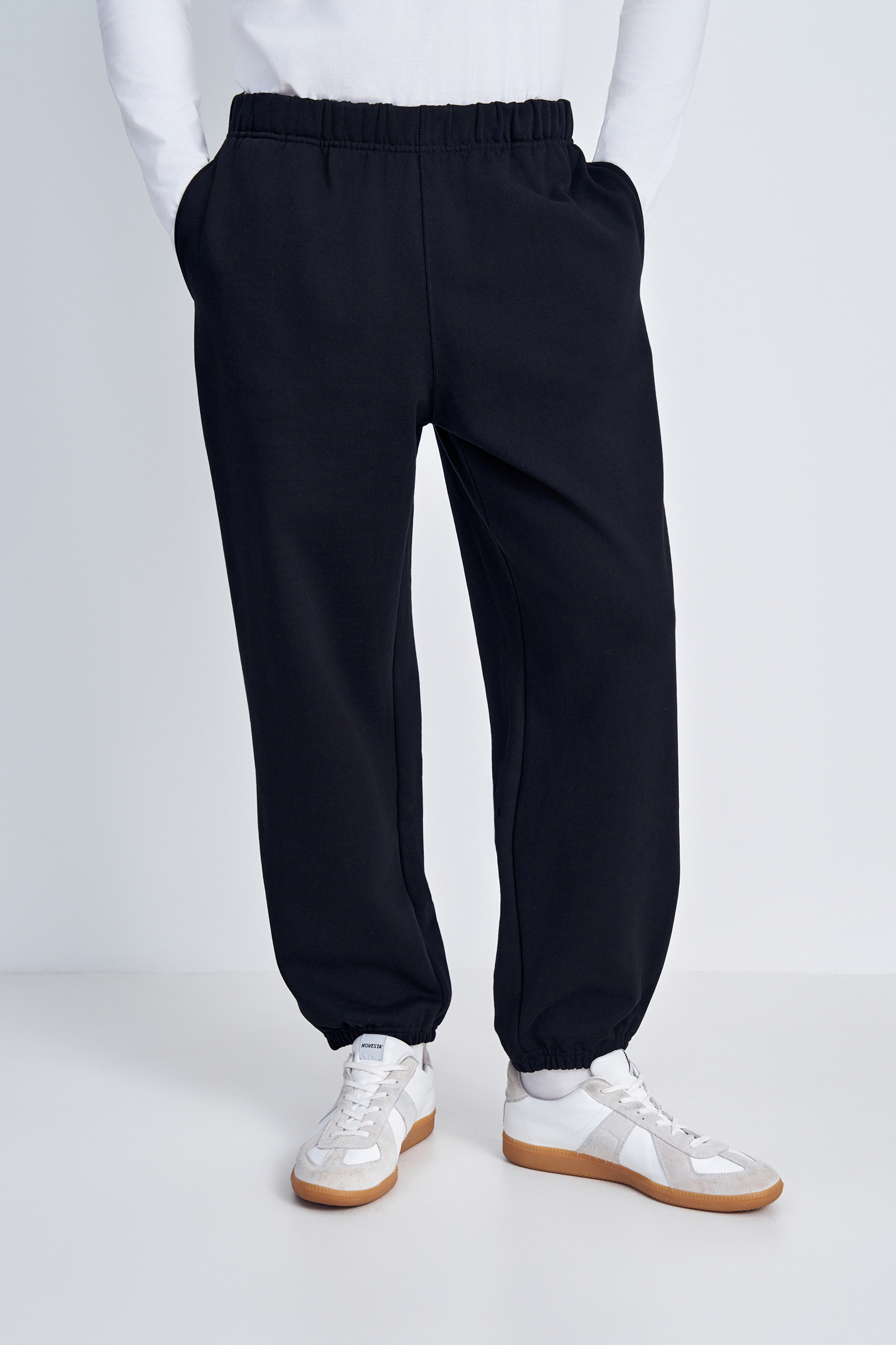 Спортивные брюки широкого кроя на высокой посадке 3990₽