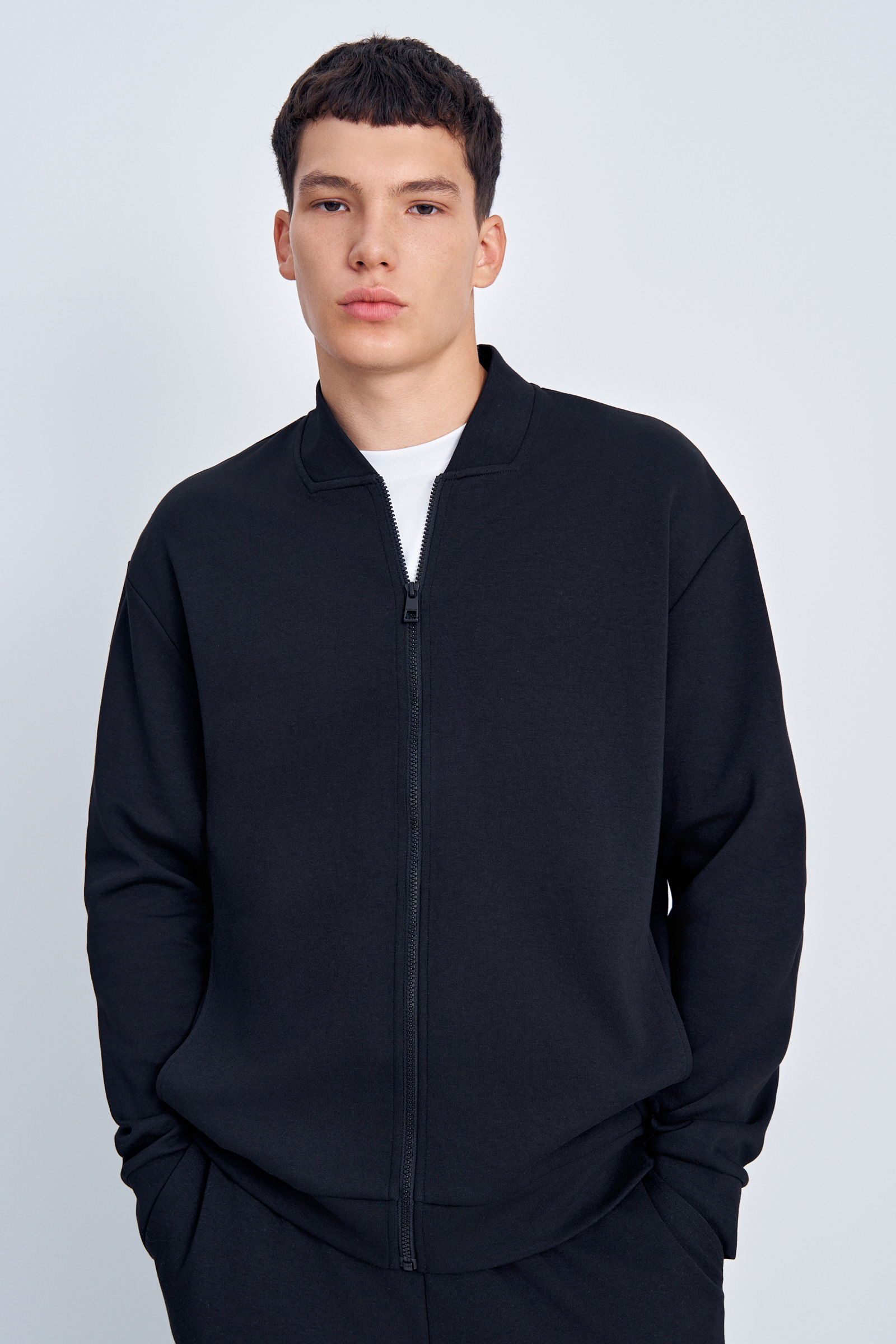 Толстовка на молнии с воротником-стойкой 5999₽