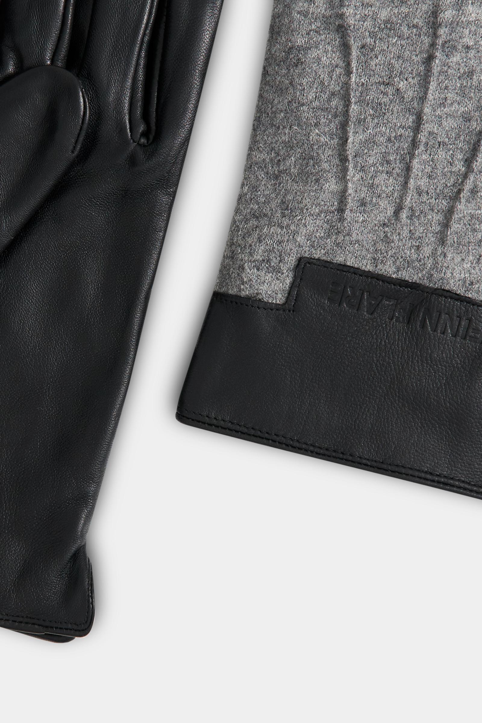 Перчатки из натуральной кожи и шерсти