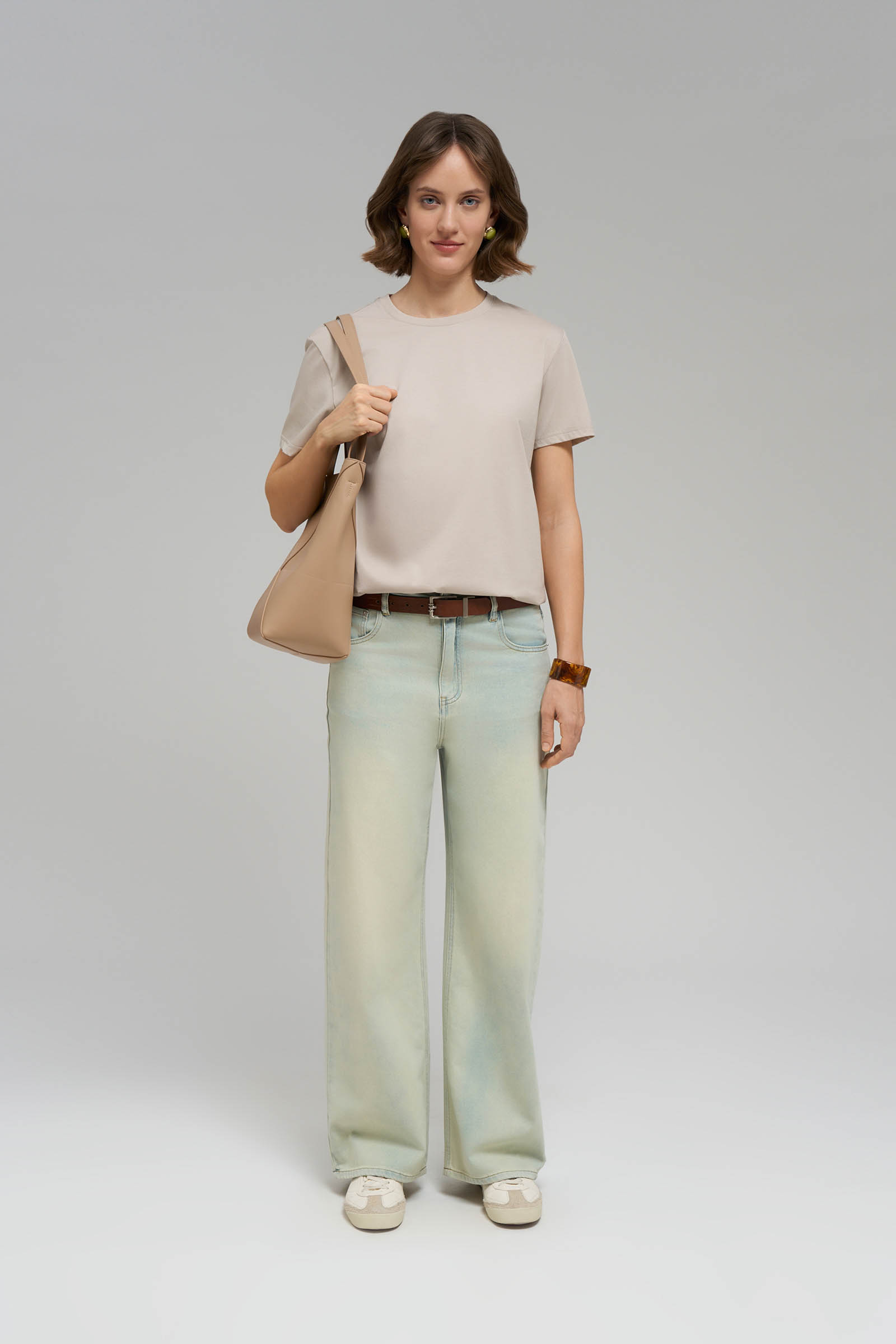 Футболка Finn Flare из мерсеризованного хлопка, бежевый, арт. FAE110178