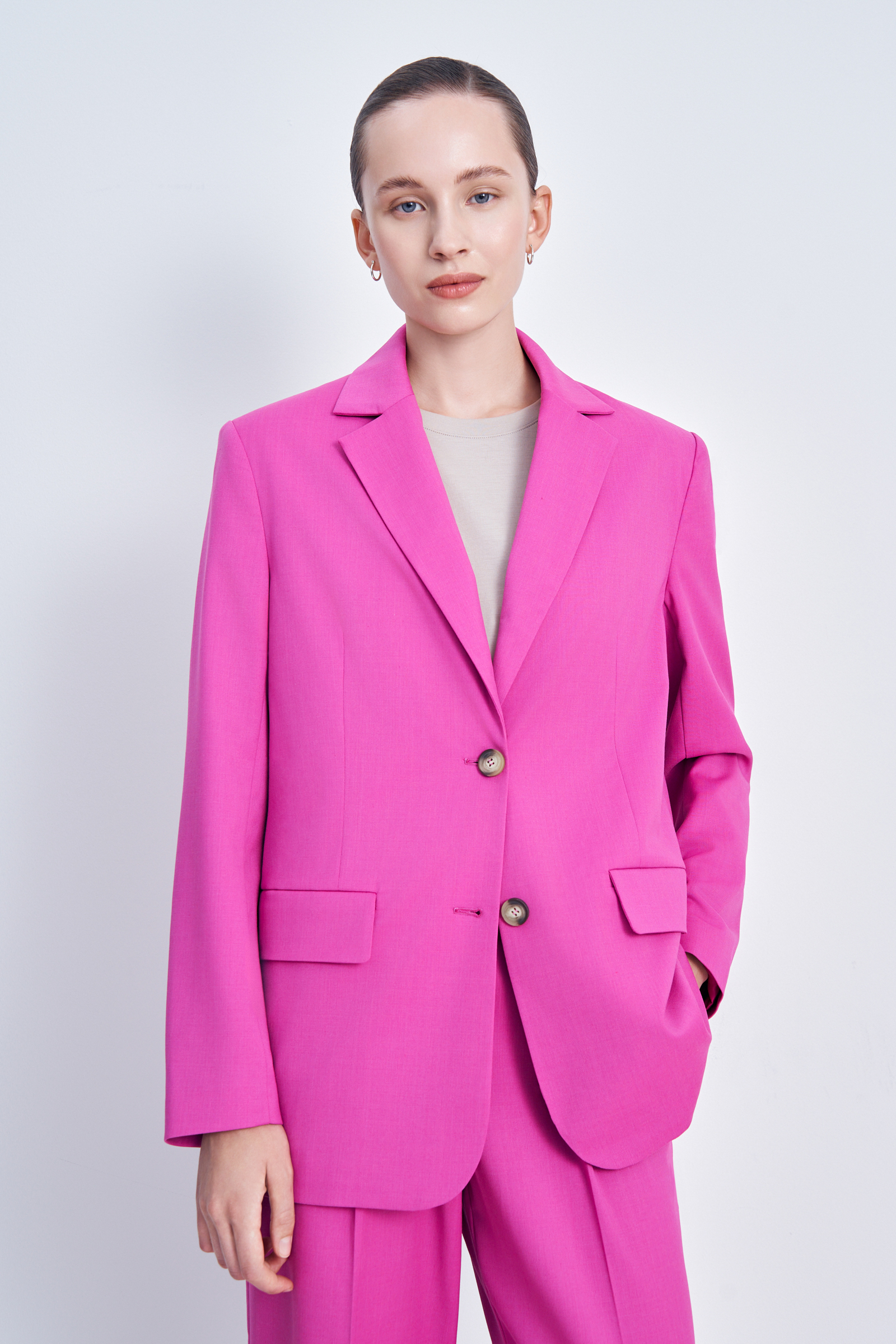 Жакет из шерсти и лайкры 10492₽