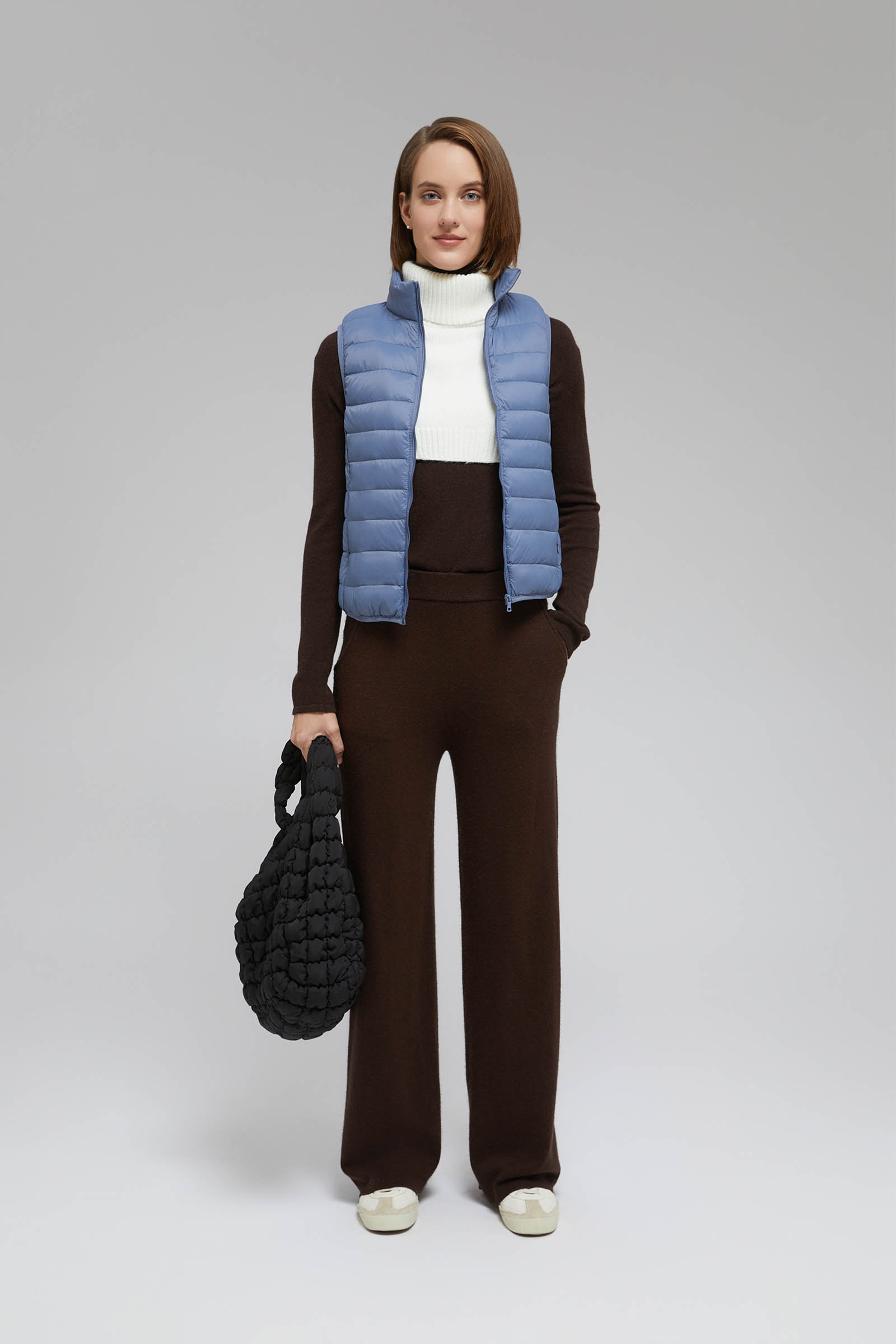 Пуховый жилет с натуральным пухом 4193₽