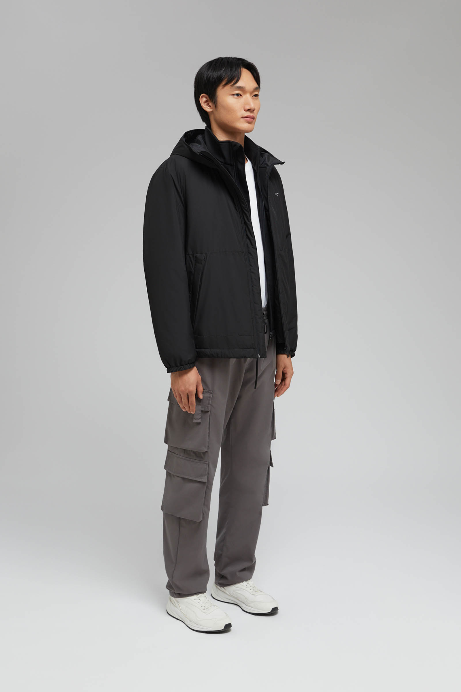 Утепленная куртка с капюшоном