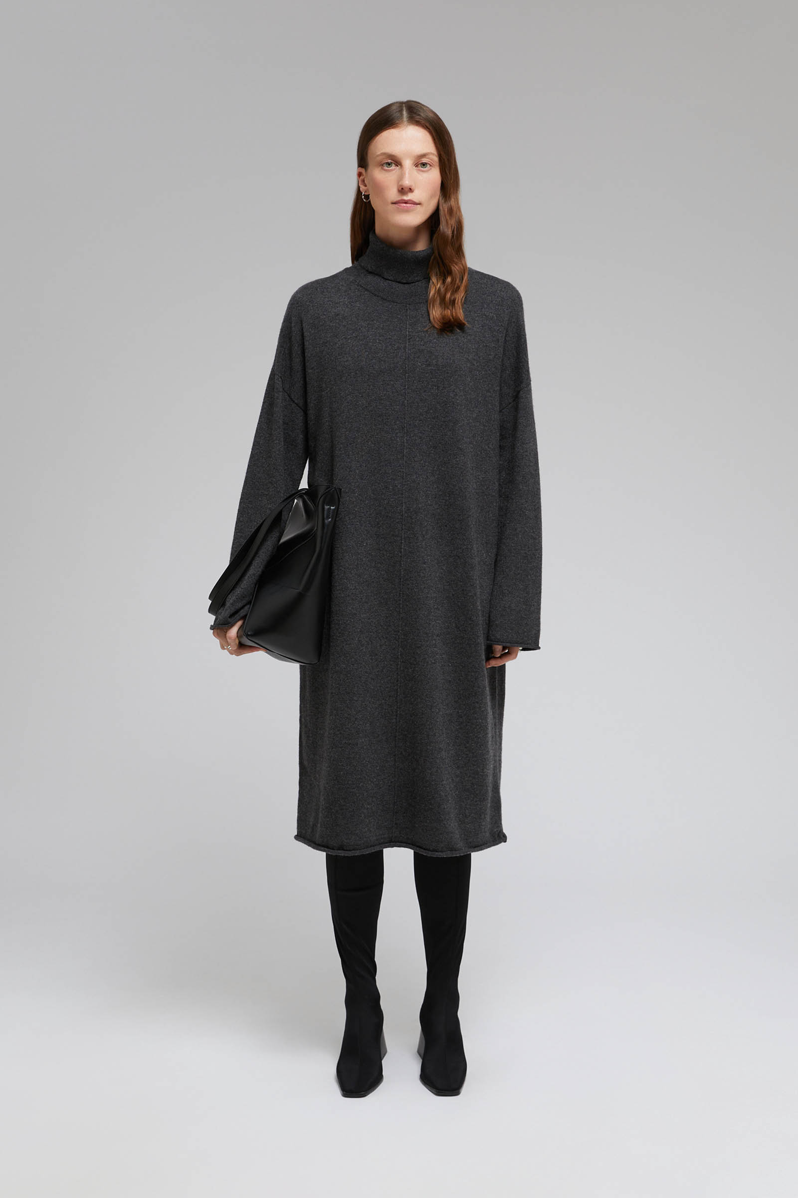 

Вязаное платье с шерстью и кашемиром, 252 graphite melange, Вязаное платье с шерстью и кашемиром