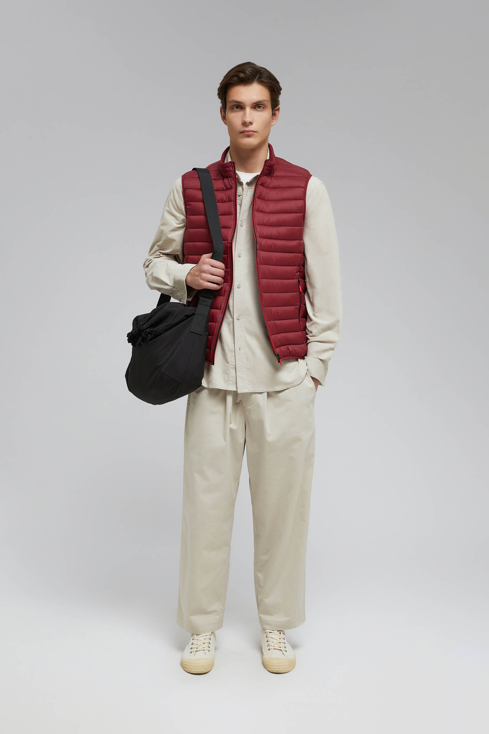 Утепленный стеганый жилет 3493₽