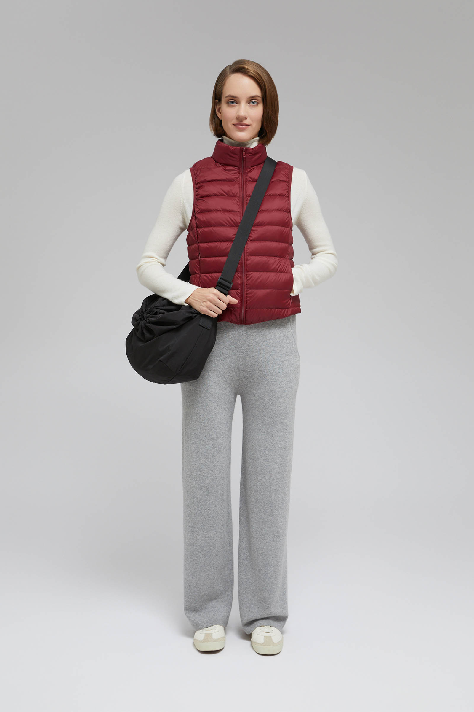 Пуховый жилет с натуральным пухом 4193₽