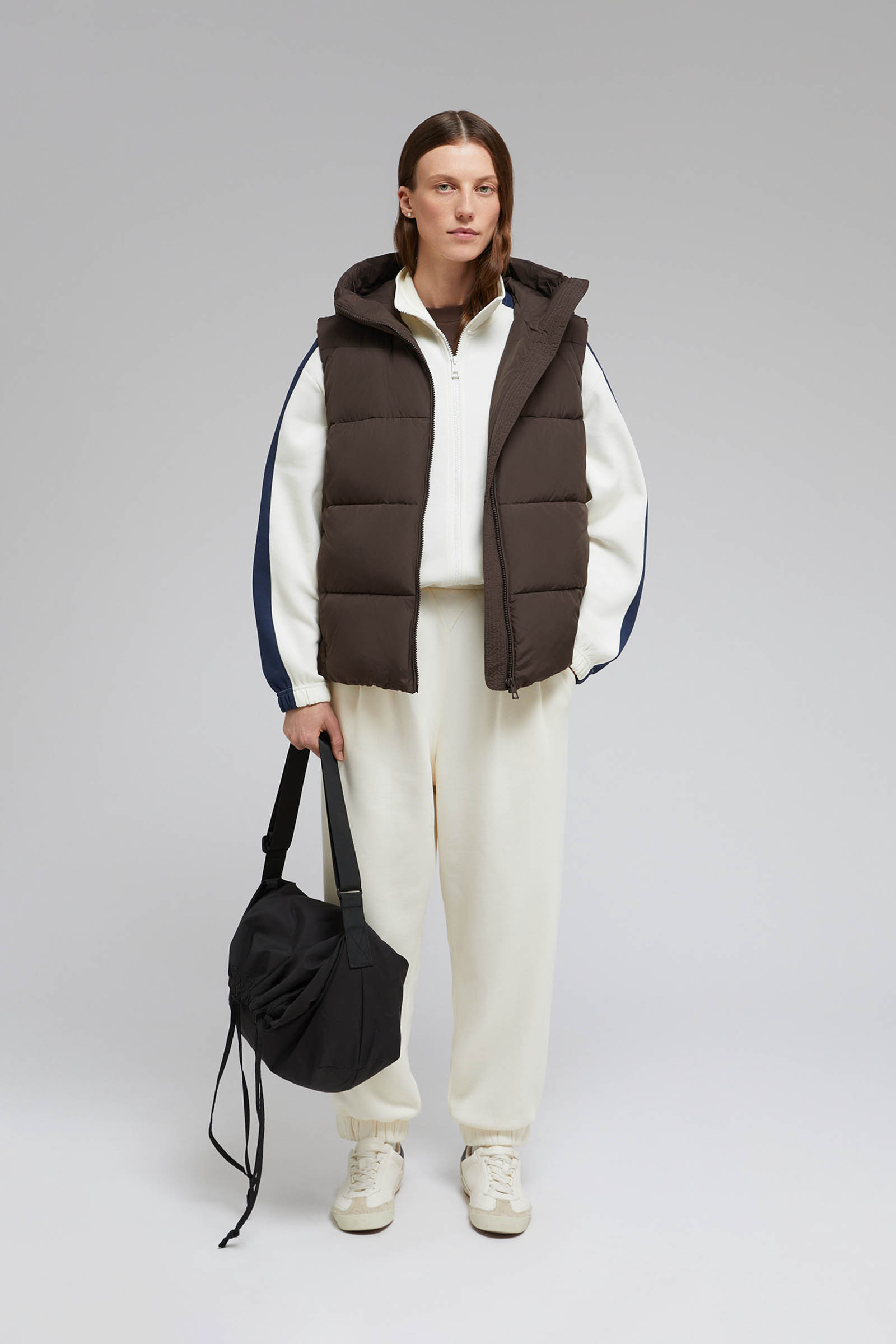 

Стеганый жилет с капюшоном, 641 java, Стеганый жилет с капюшоном