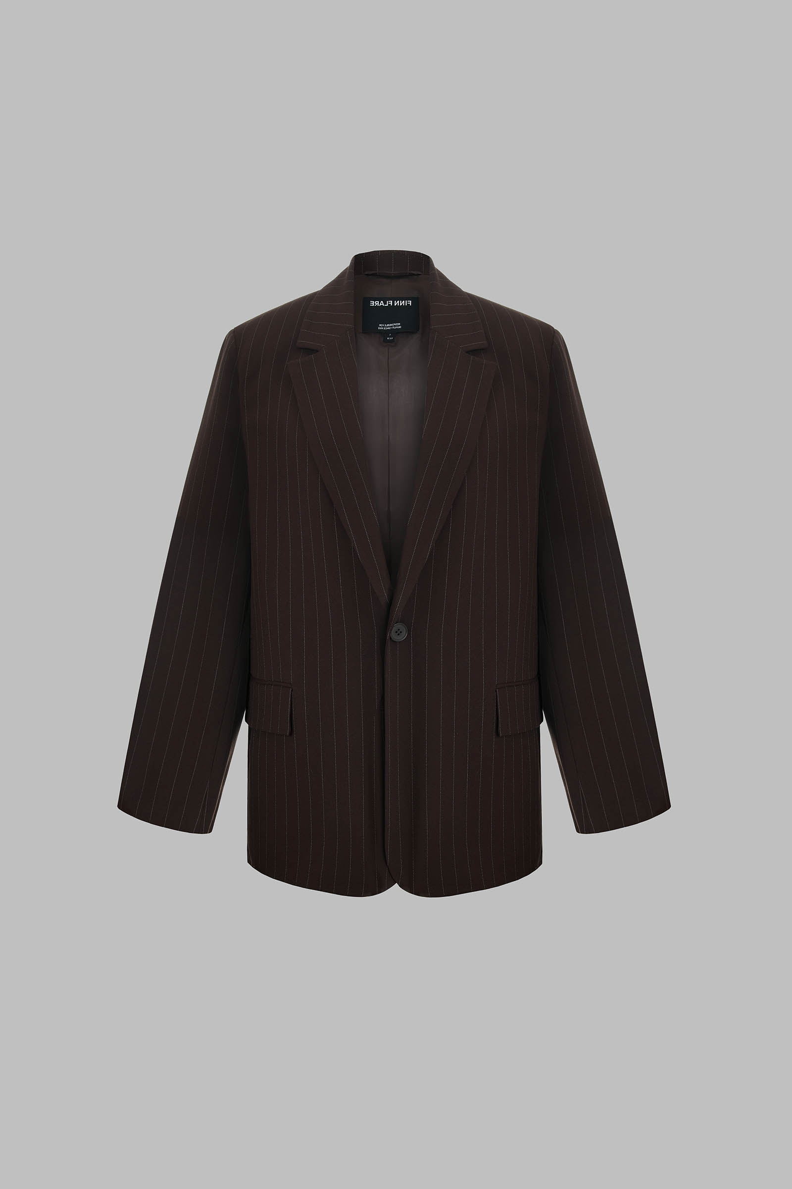 Однобортный жакет в полоску 14999₽