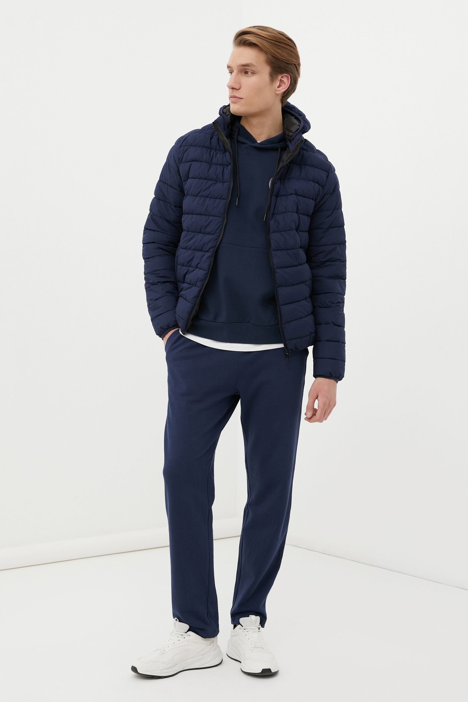 Легкая утепленная куртка мужская