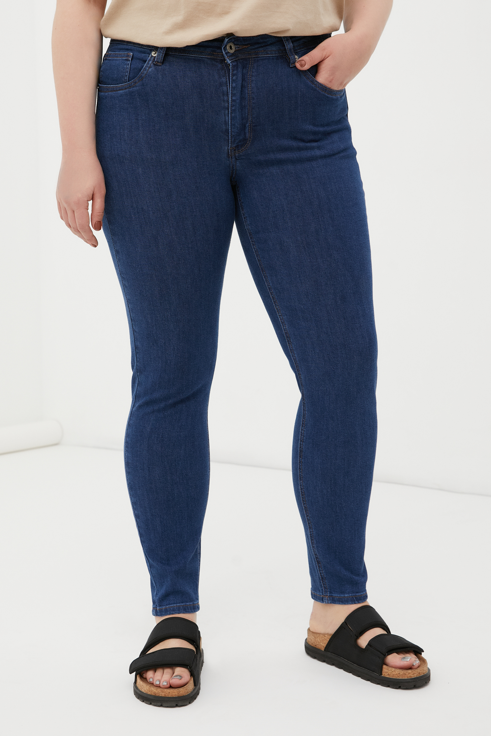 Джинсы slim fit женские