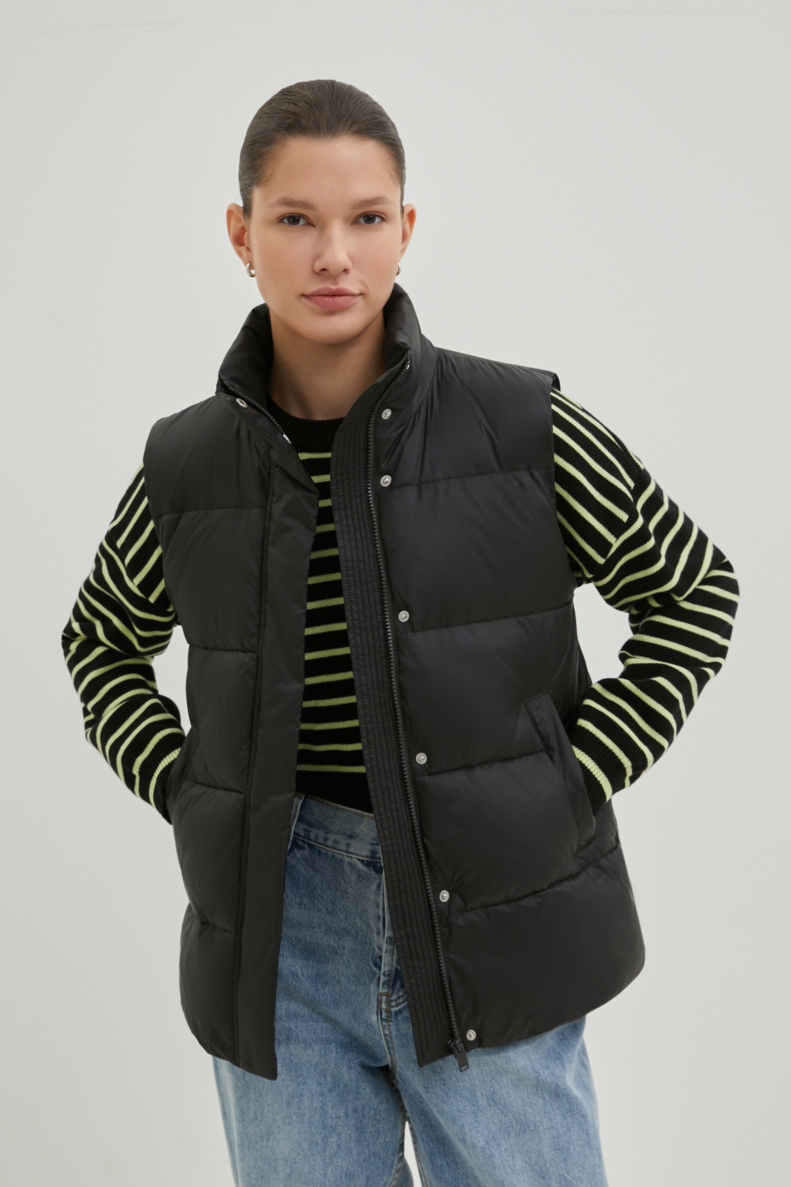 Стеганый жилет прямого кроя 4990₽