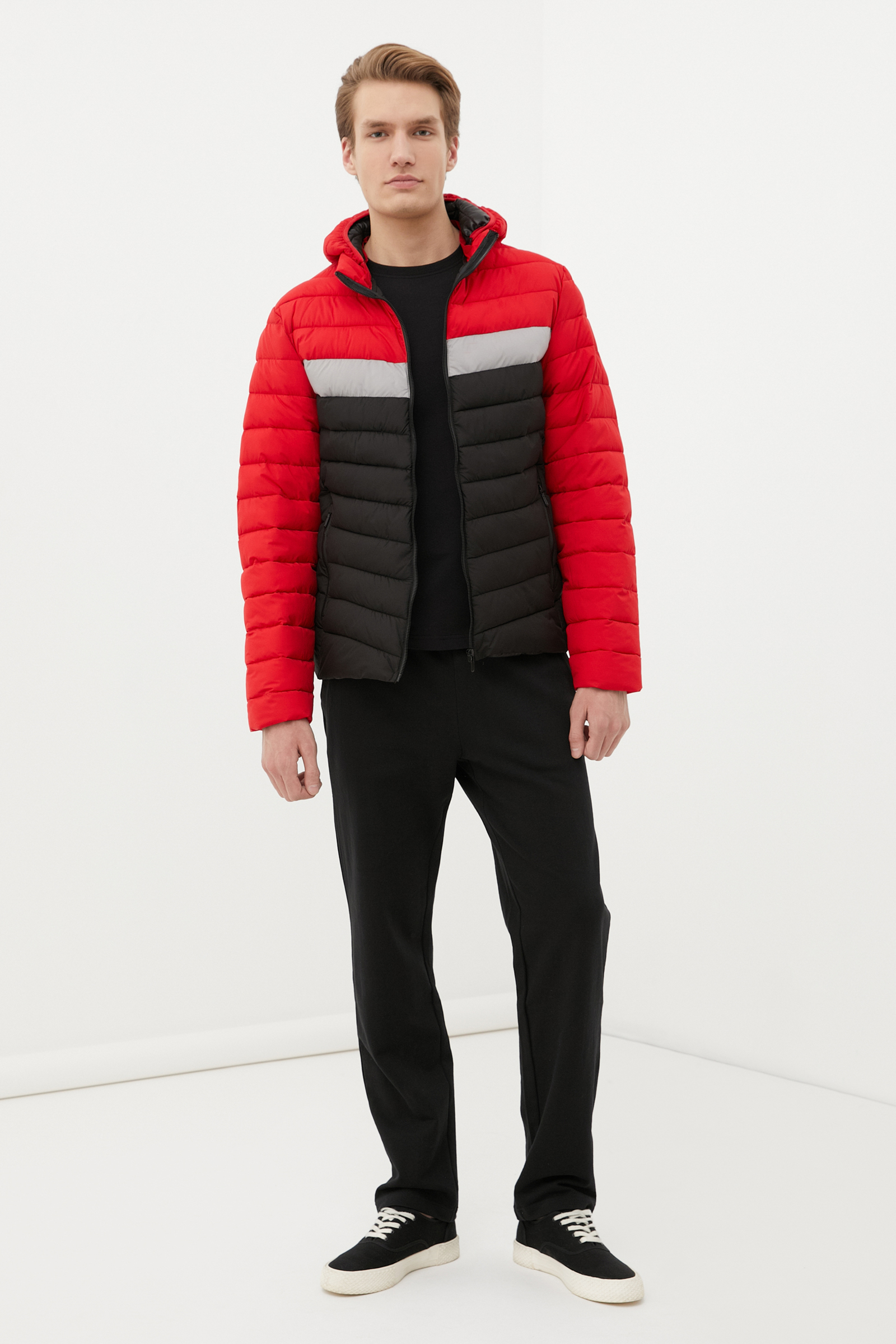 Легкая утепленная куртка мужская