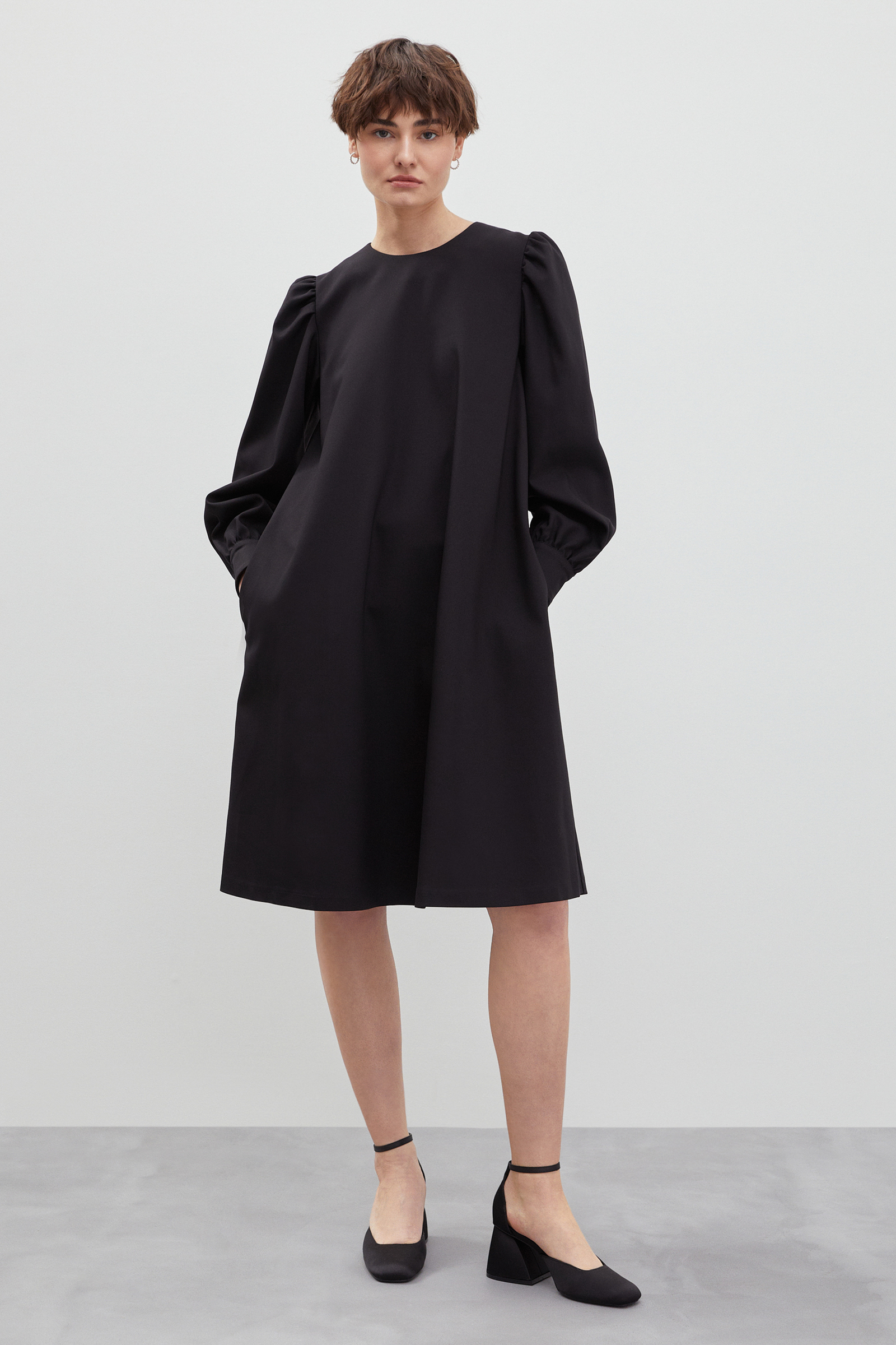 

Платье с объемными рукавами, 200 black, Платье с объемными рукавами