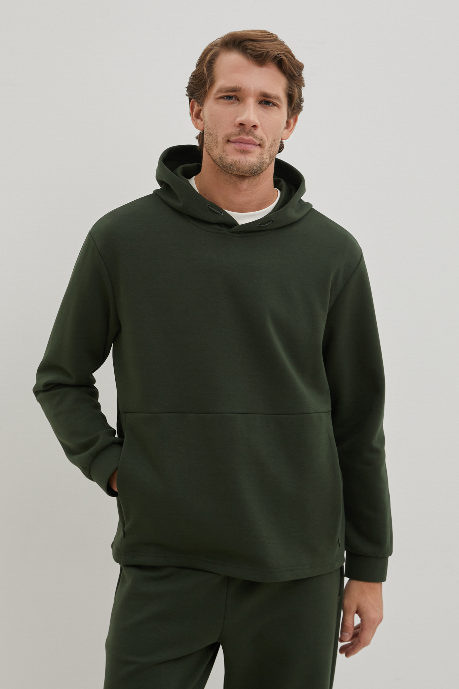 Худи прямого силуэта с капюшоном