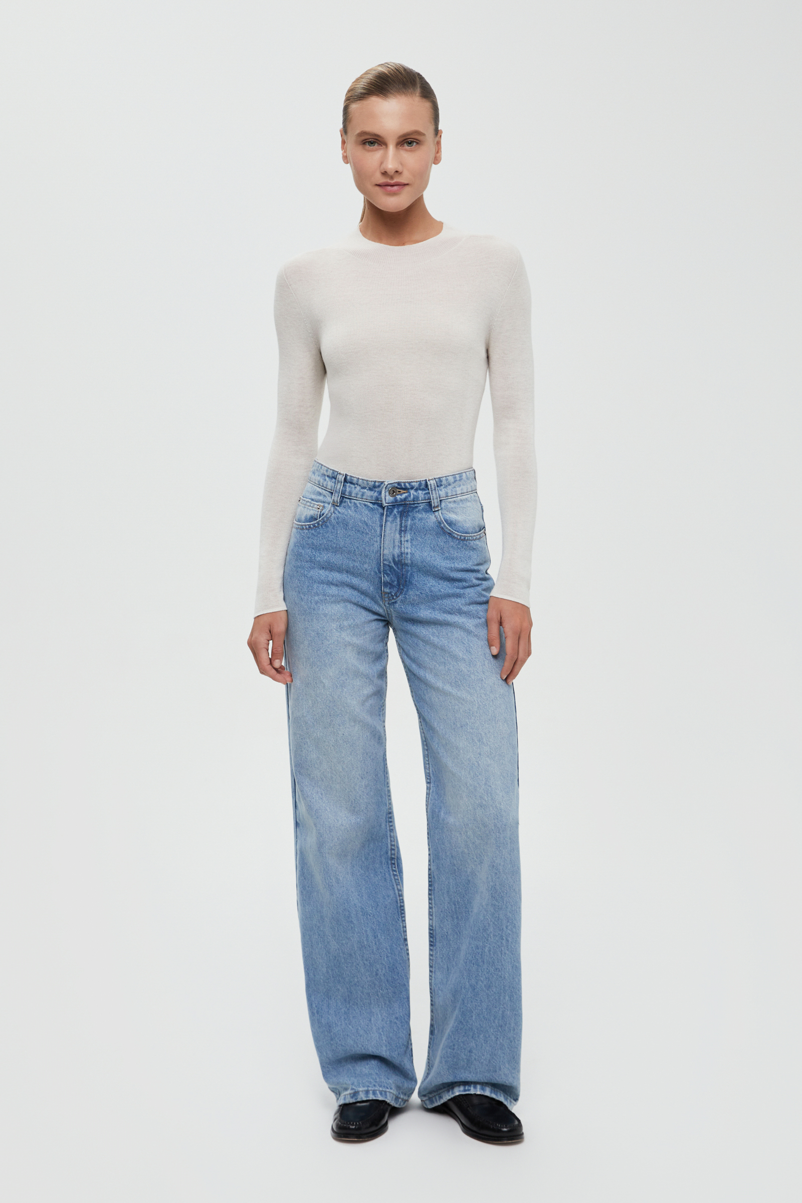 Джинсы wide leg fit женские