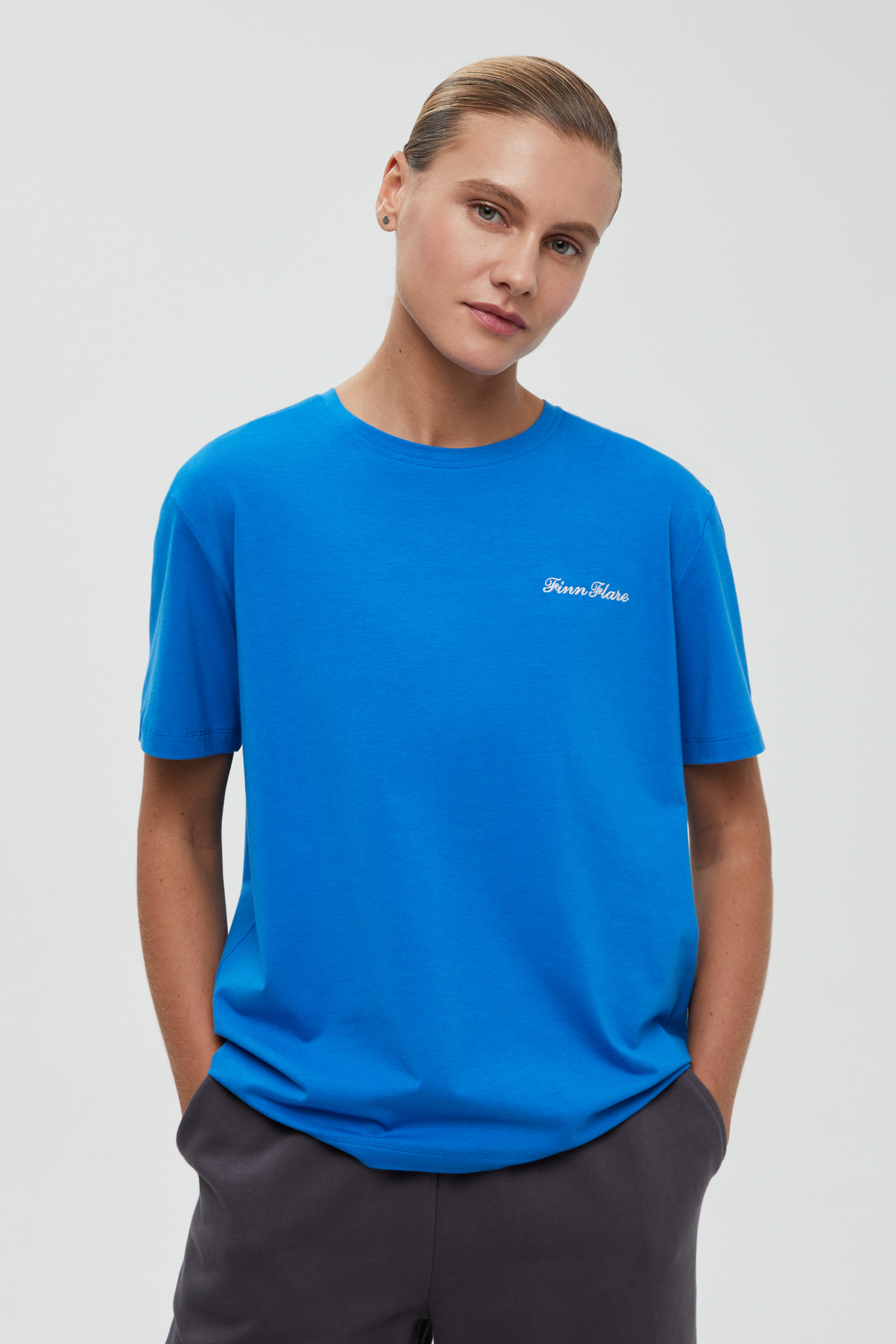 Футболка FINN FLARE базовая прямого кроя, синий, арт. FBF11075