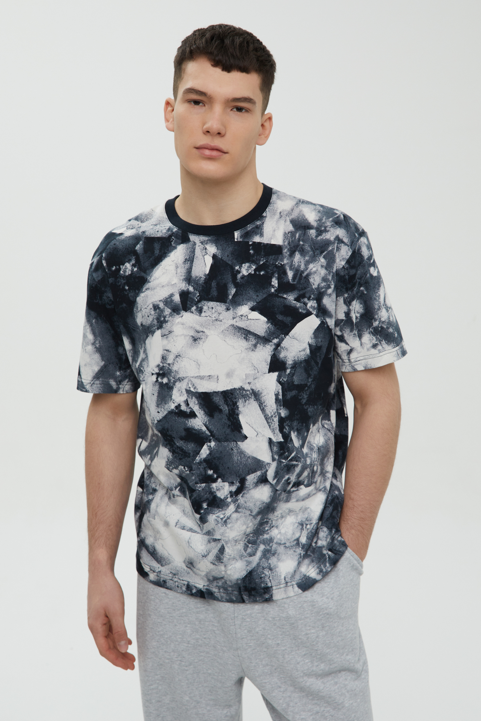 

Свободная футболка с принтом, 200 mc black, Свободная футболка с принтом