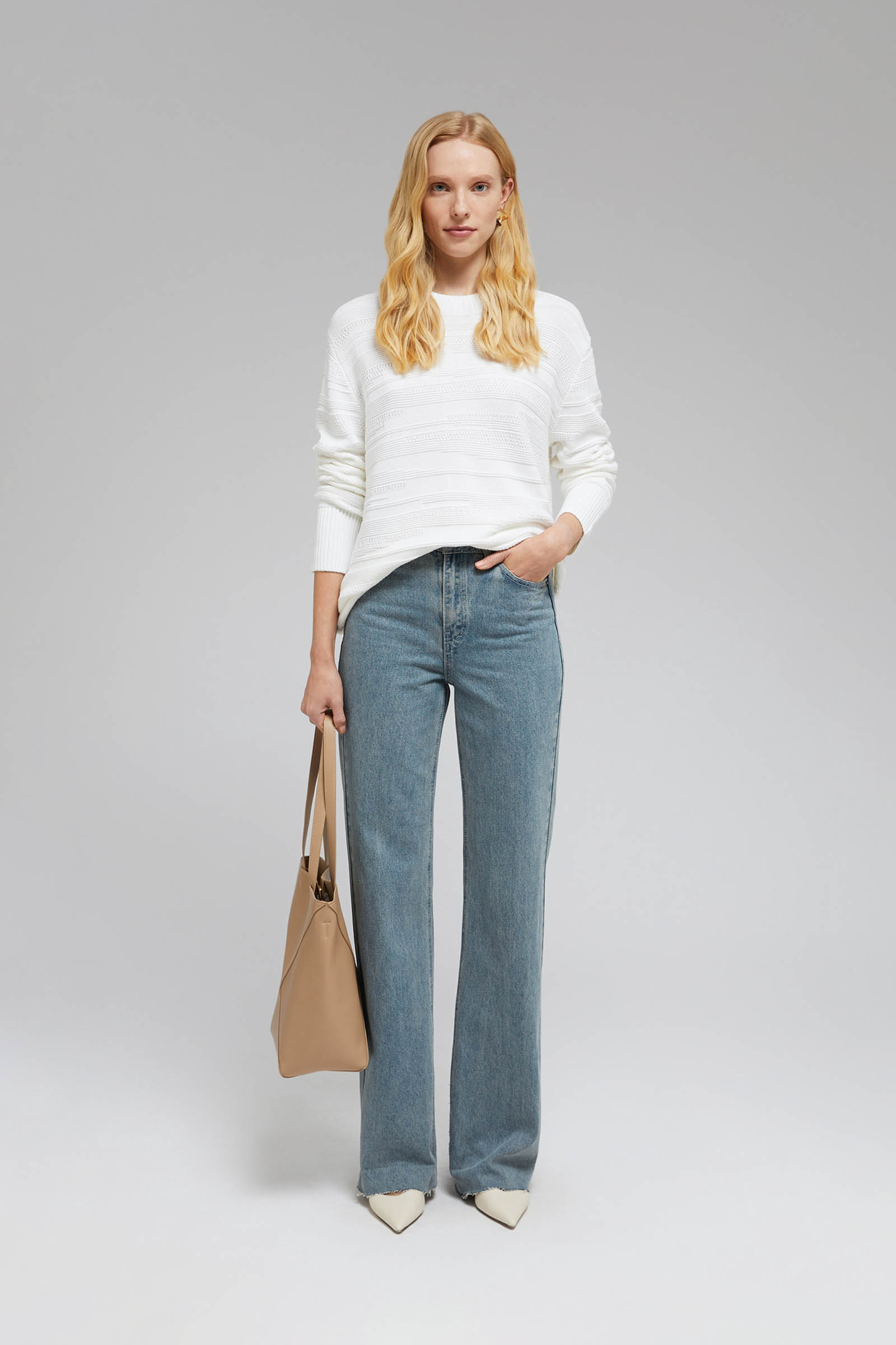 Женский джемпер FINN FLARE приталенный, белый, арт. FBF11118