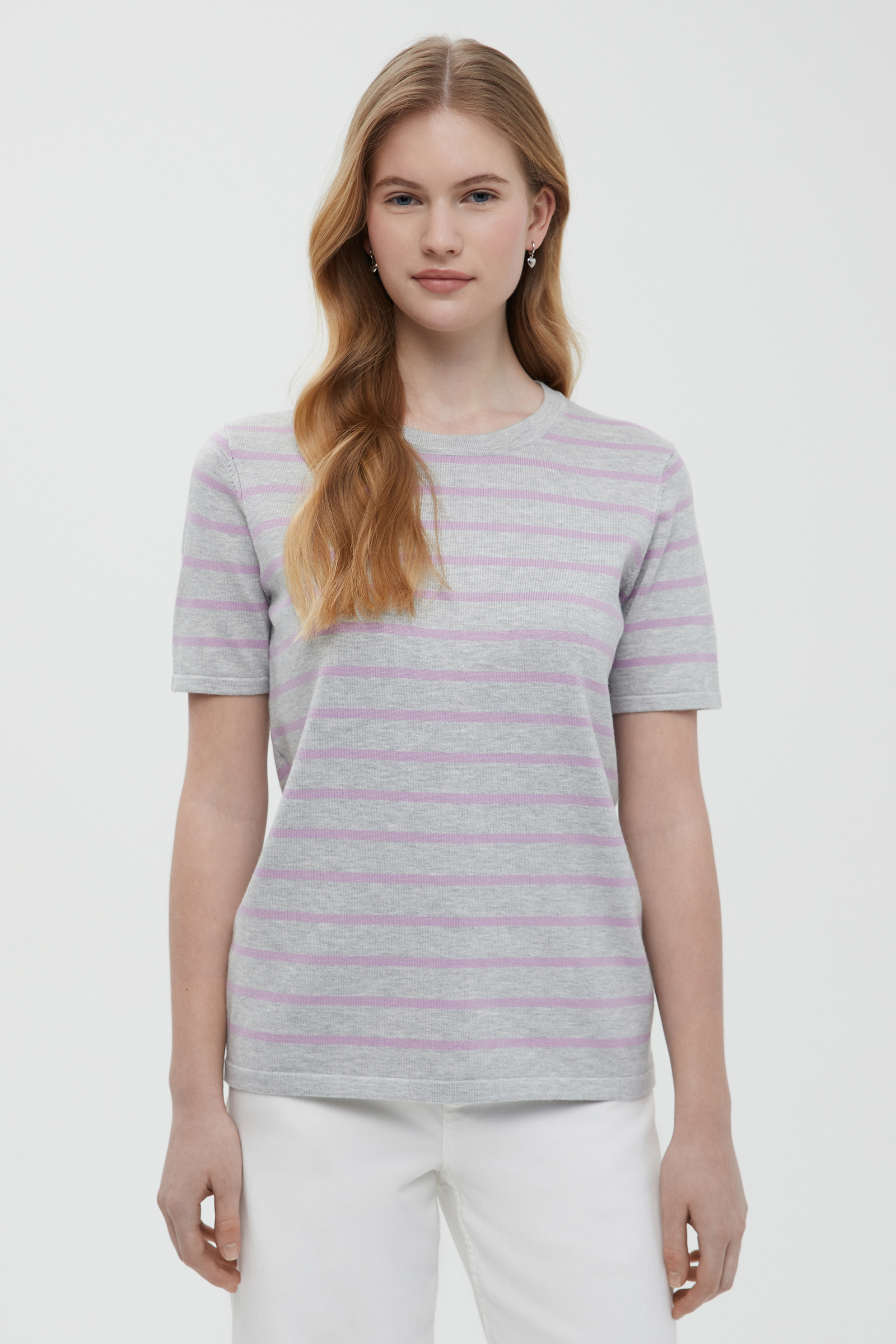 Джемпер в полоску с коротким рукавом 1990₽