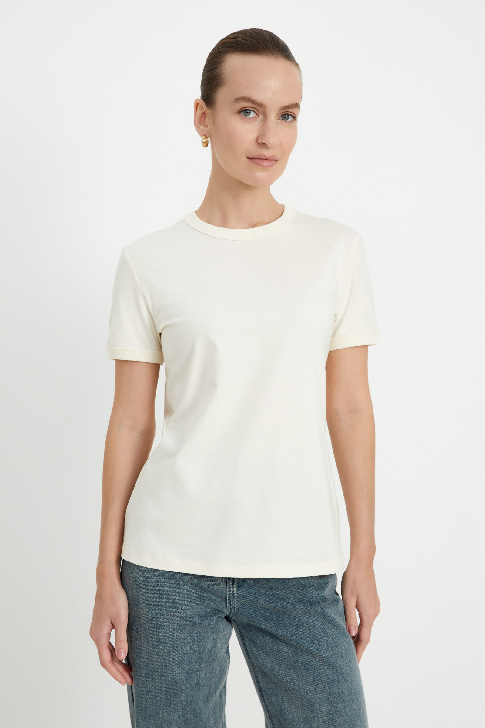 Футболка приталенного силуэта 1490₽