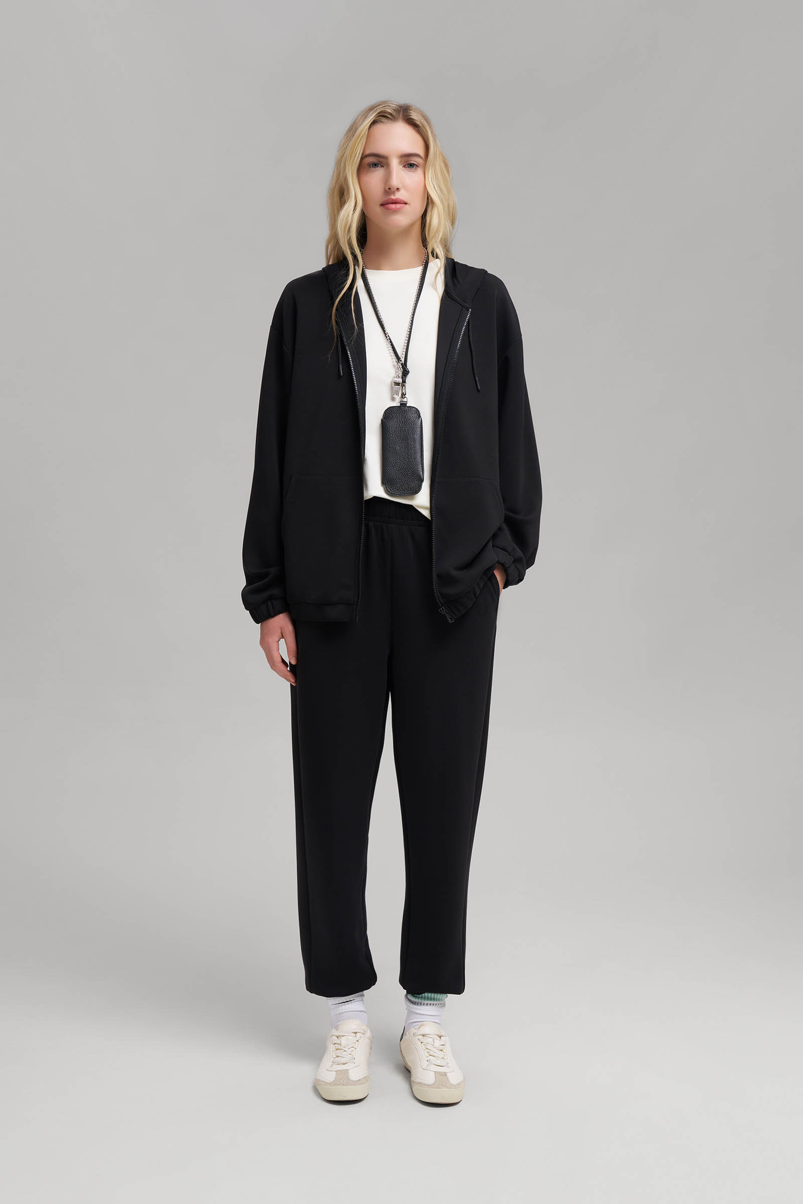 Брюки-джоггеры FINN FLARE, 200 black, арт. FBG110112