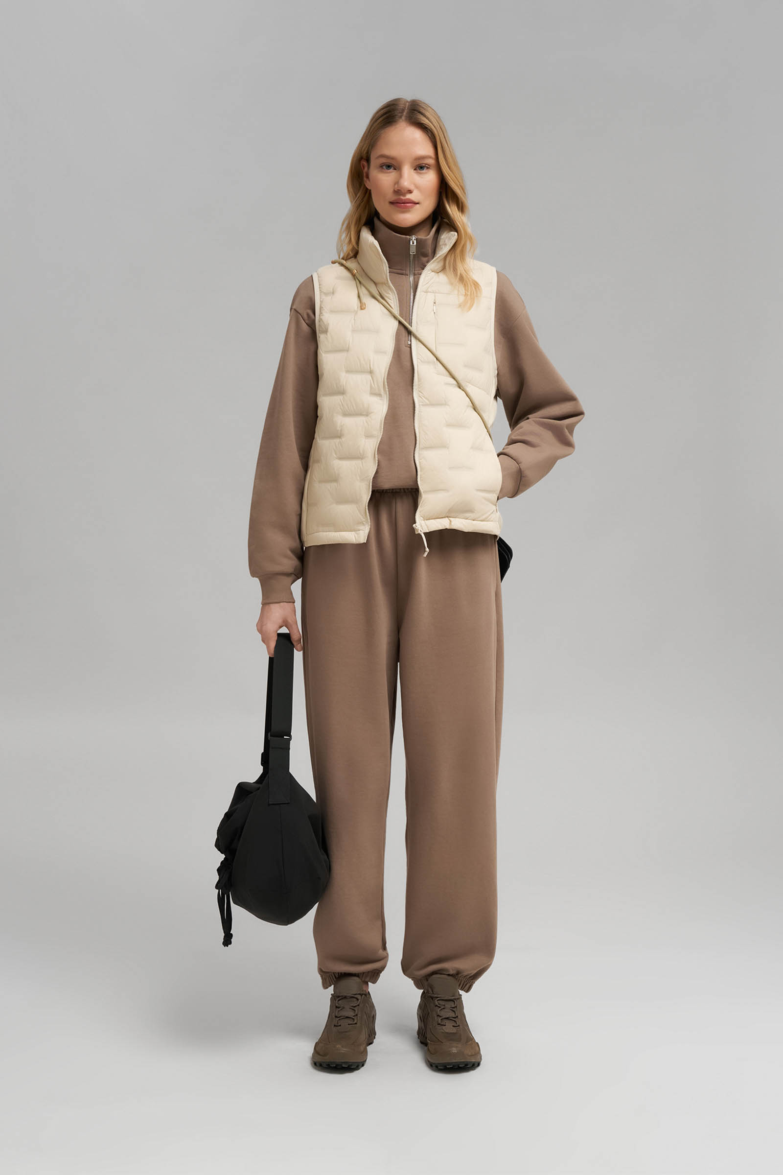 Стеганый пуховый жилет Finn Flare, 201 white, арт. FBG110150